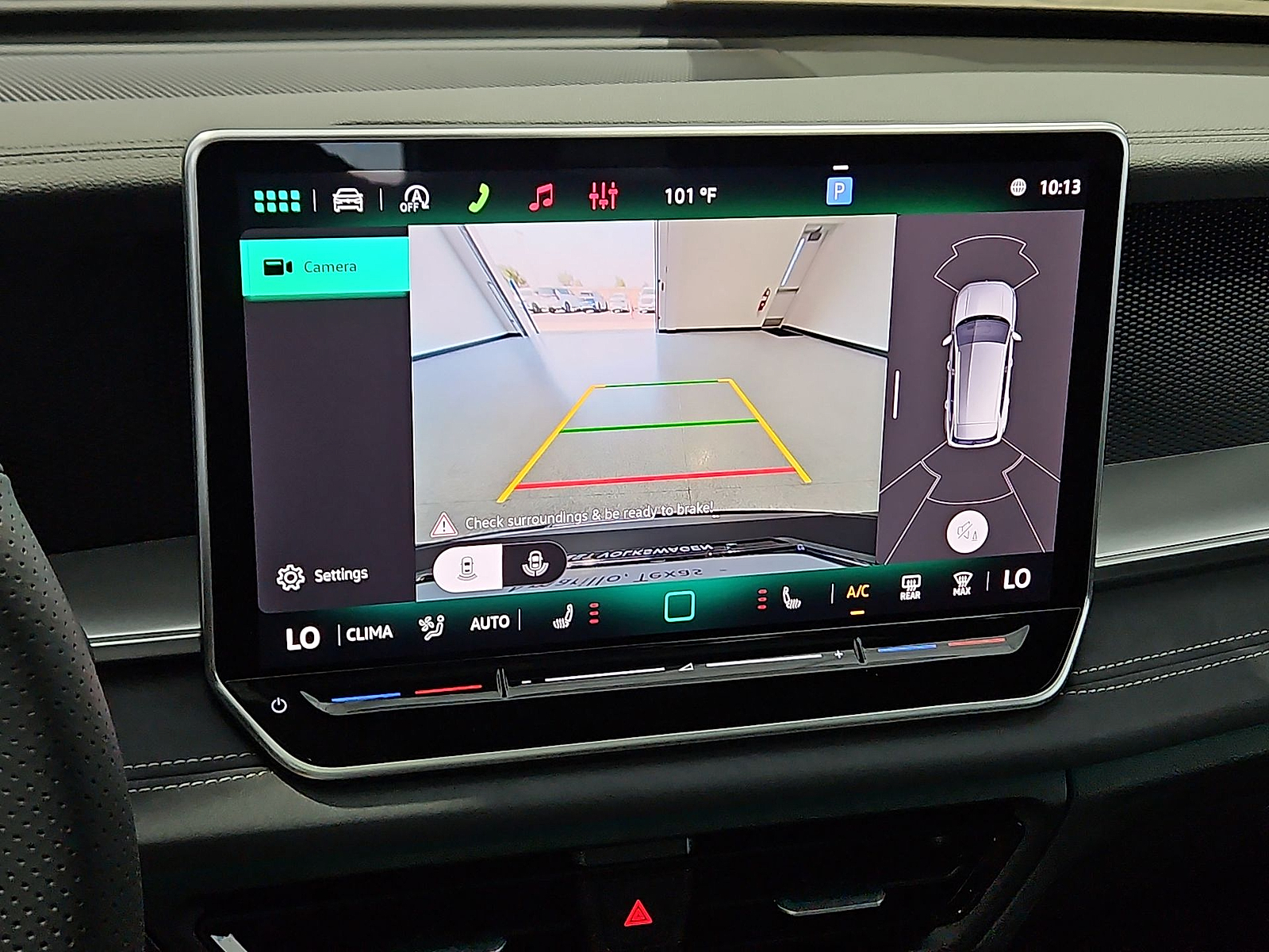 2026 Volkswagen Tiguan photo 18 of 22