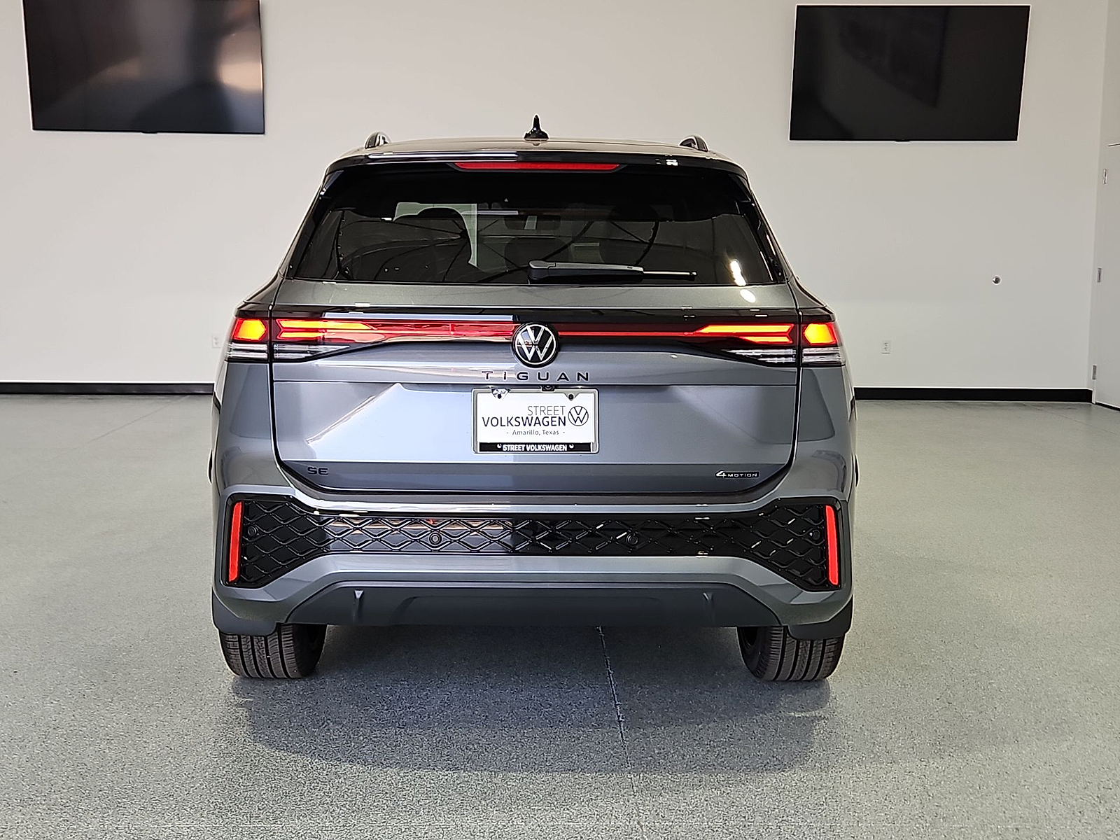 2026 Volkswagen Tiguan photo 7 of 22