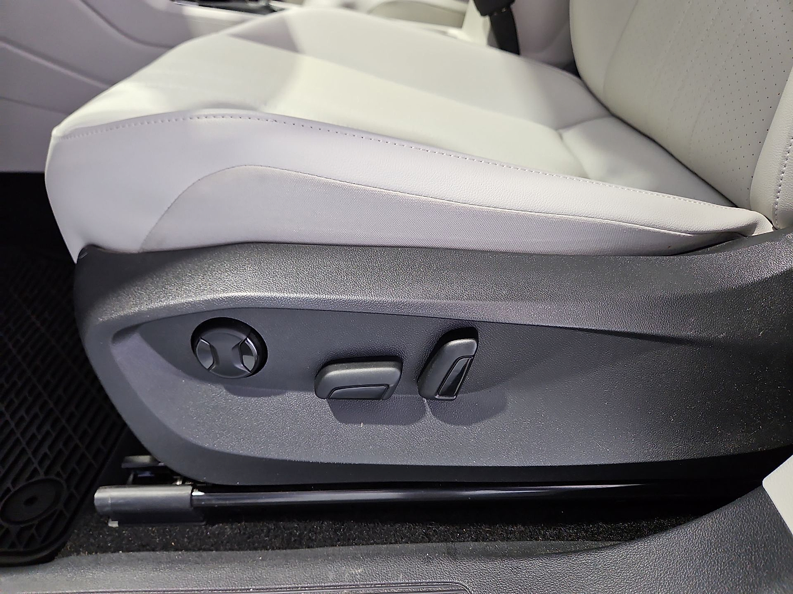2023 Volkswagen Tiguan 2.0T SE Atlantic Blue Metallic at Street VW of Amarillo
