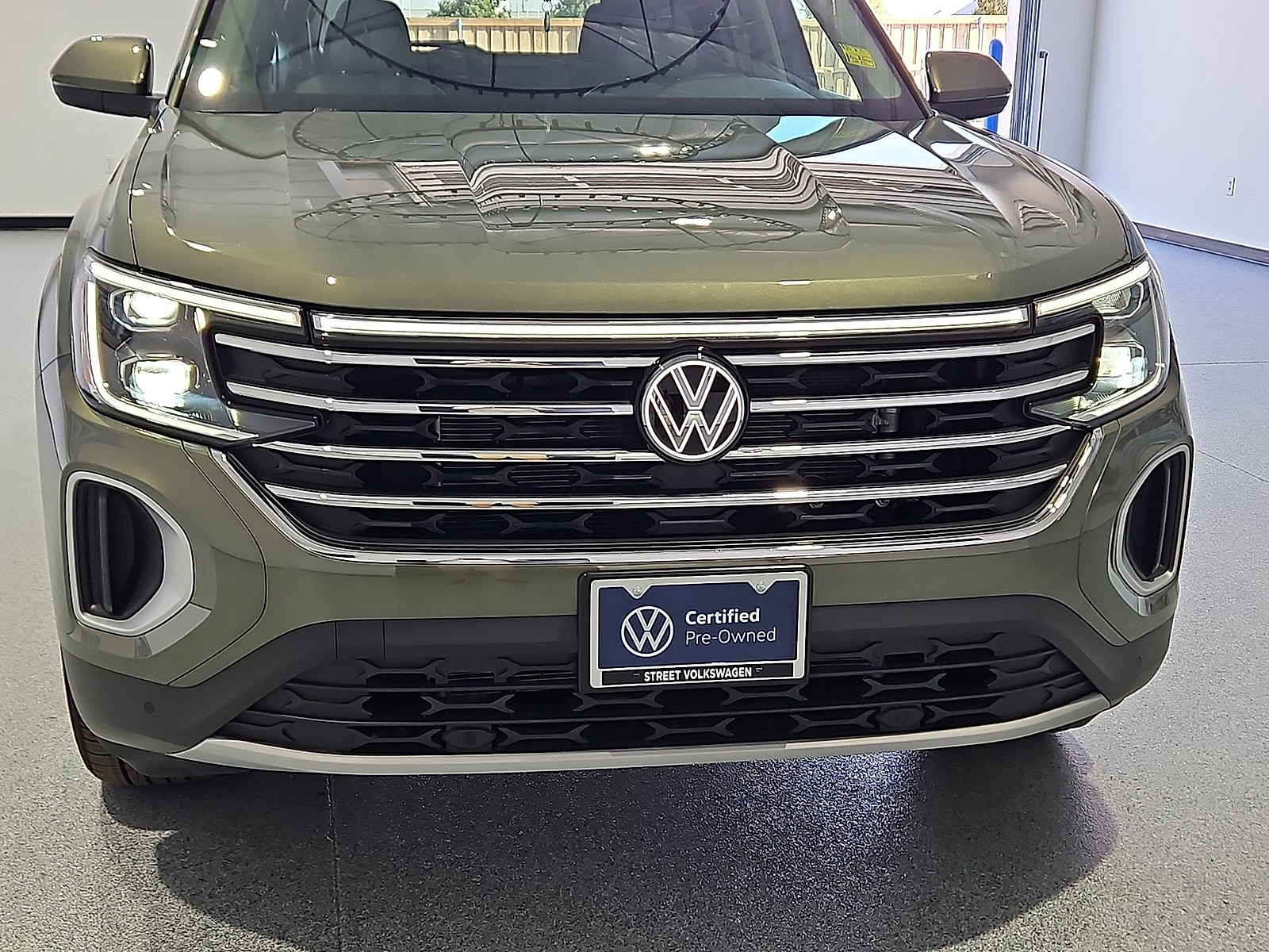 2026 Volkswagen Atlas SE with Technology - 9