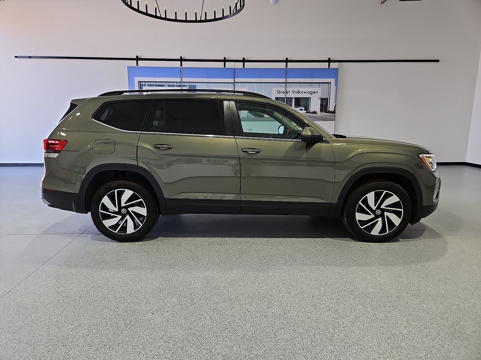 2026 Volkswagen Atlas SE with Technology - 8