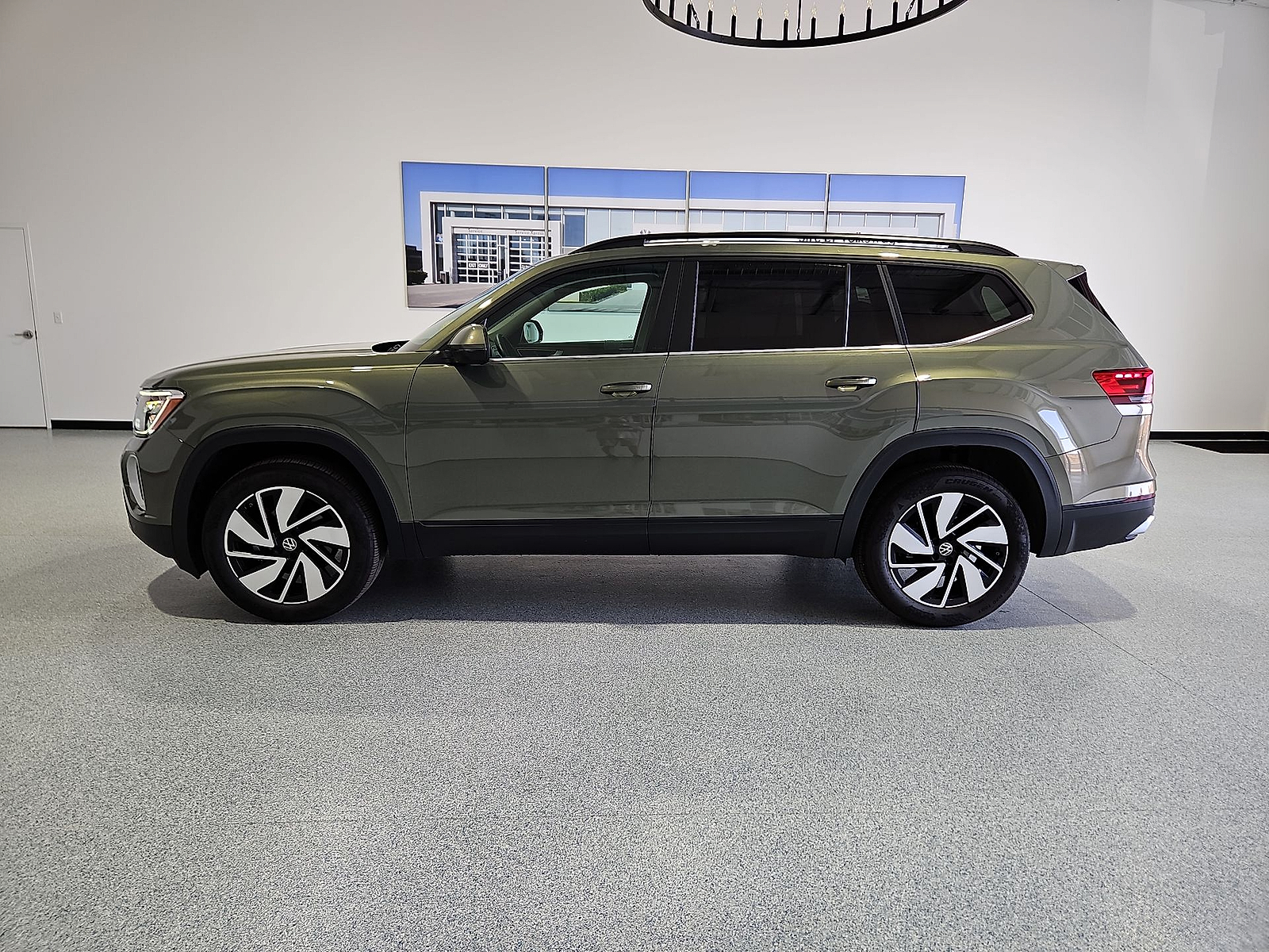 2026 Volkswagen Atlas SE with Technology - 4