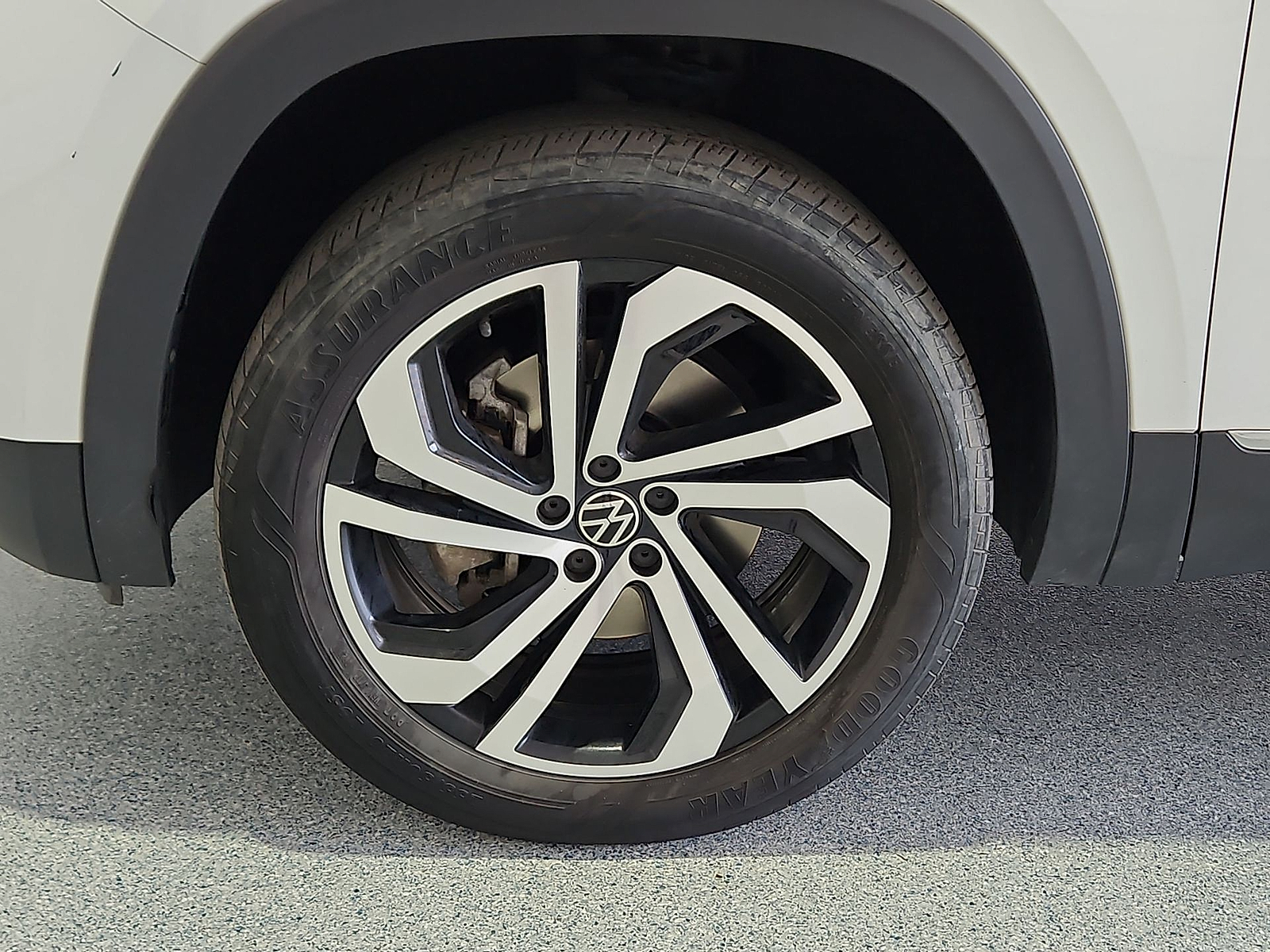 2023 Volkswagen Atlas 3.6L V6 SEL - 10