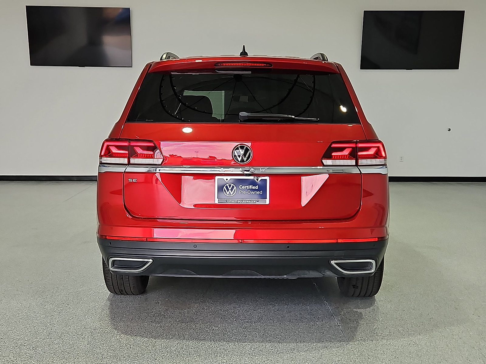 2023 Volkswagen Atlas 2.0T SE w/Technology Red Metallic at Street VW of Amarillo