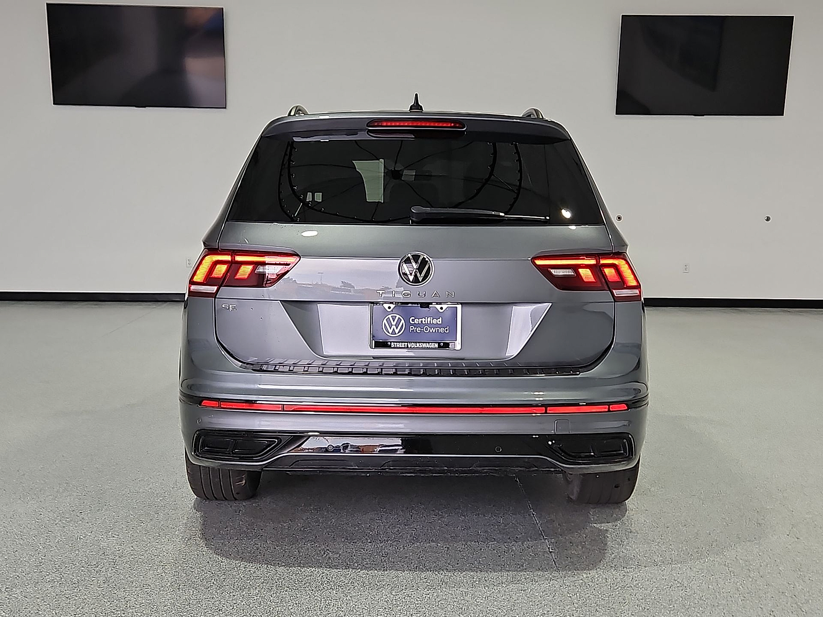 2023 Volkswagen Tiguan 2.0T SE R-Line Black - 6