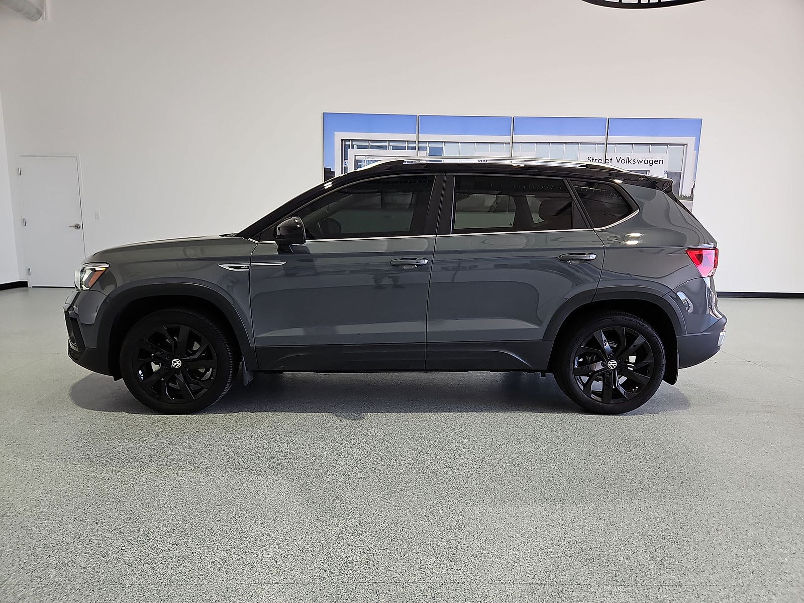 2023 Volkswagen Taos 1.5T SE Black at Street VW of Amarillo
