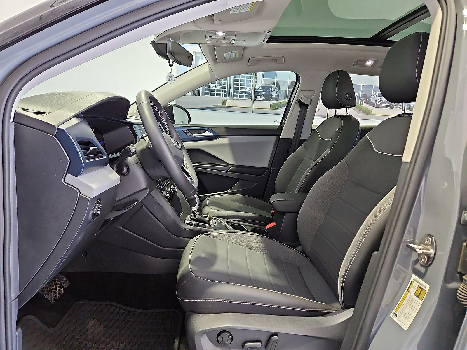 2023 Volkswagen Taos 1.5T SE Black at Street VW of Amarillo