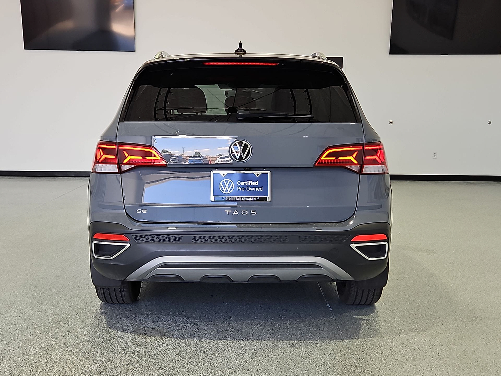 2023 Volkswagen Taos 1.5T SE Black at Street VW of Amarillo