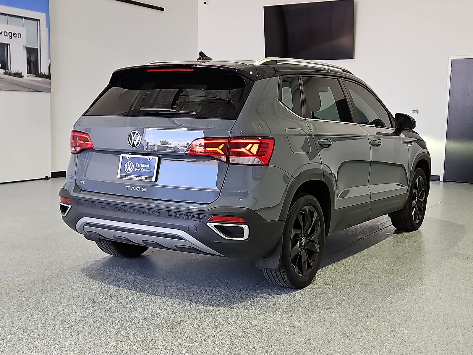 2023 Volkswagen Taos 1.5T SE Black at Street VW of Amarillo