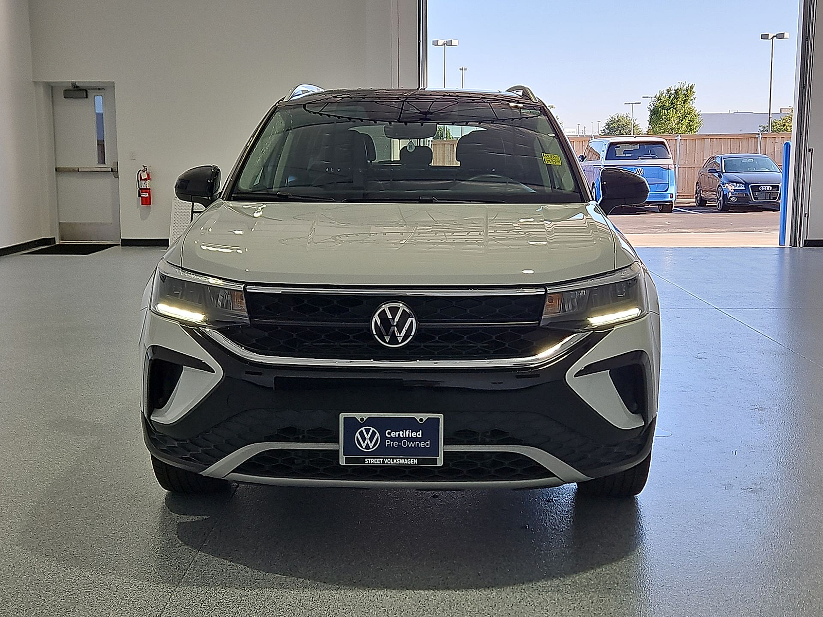 2023 Volkswagen Taos 1.5T SE Pure White at Street VW of Amarillo