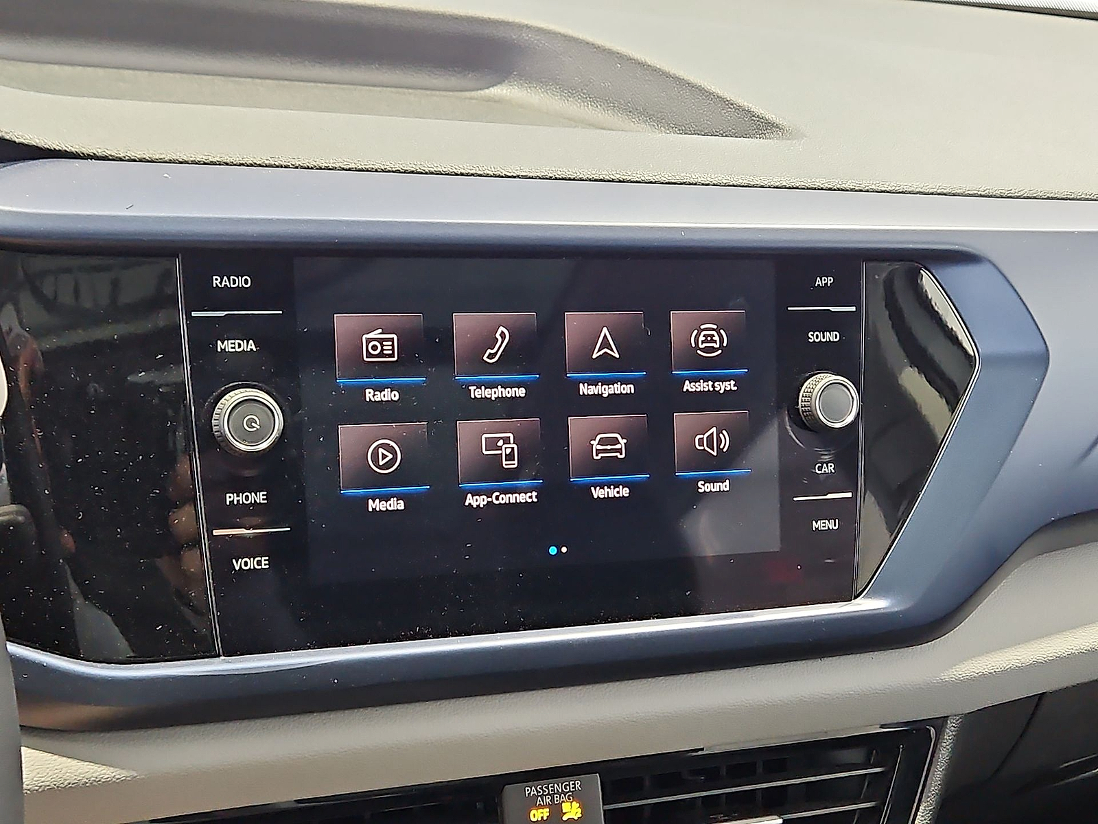 2023 Volkswagen Taos 1.5T SE Pure White at Street VW of Amarillo