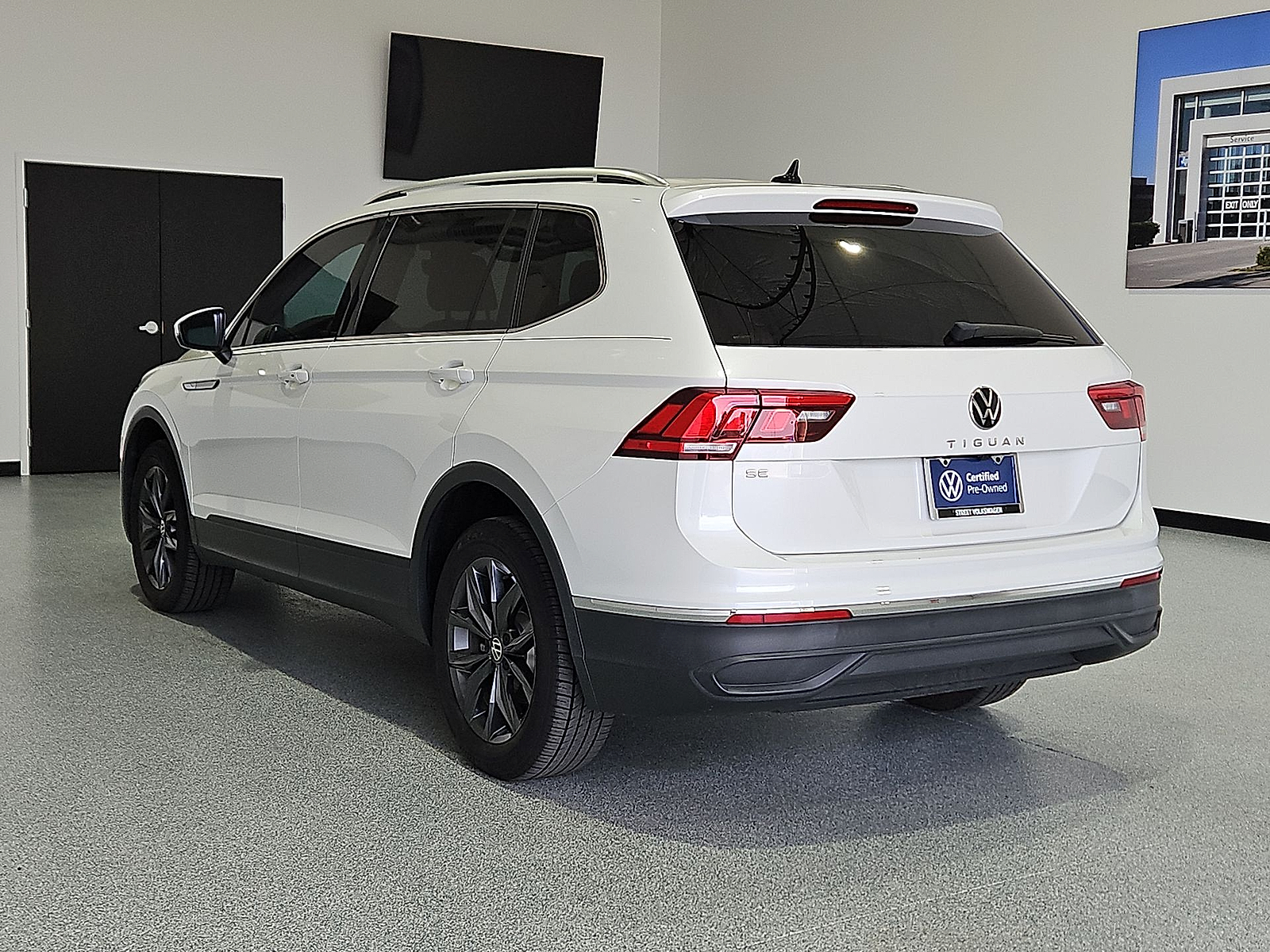 2023 Volkswagen Tiguan 2.0T SE Opal White at Street VW of Amarillo