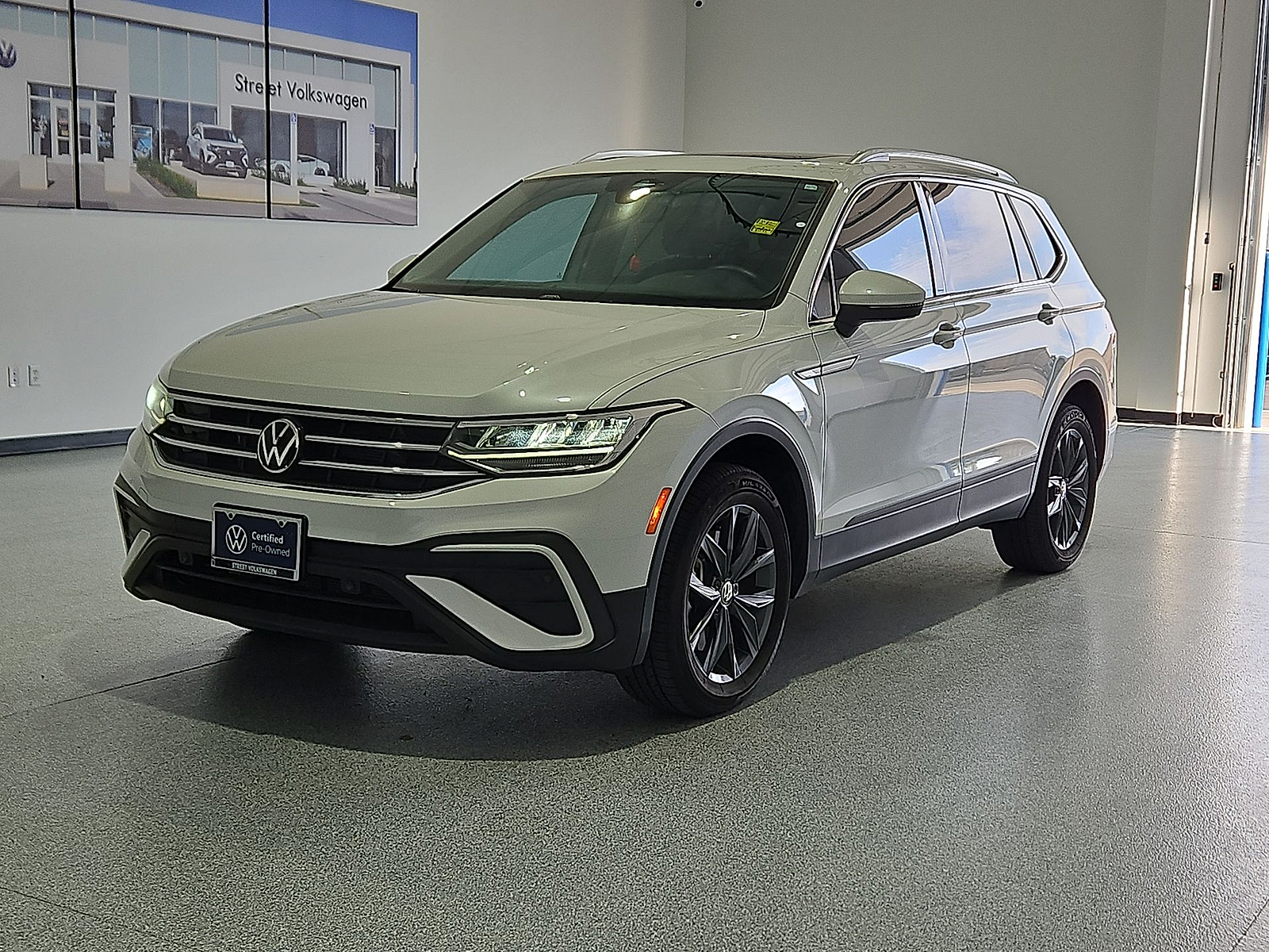 2023 Volkswagen Tiguan 2.0T SE Opal White at Street VW of Amarillo