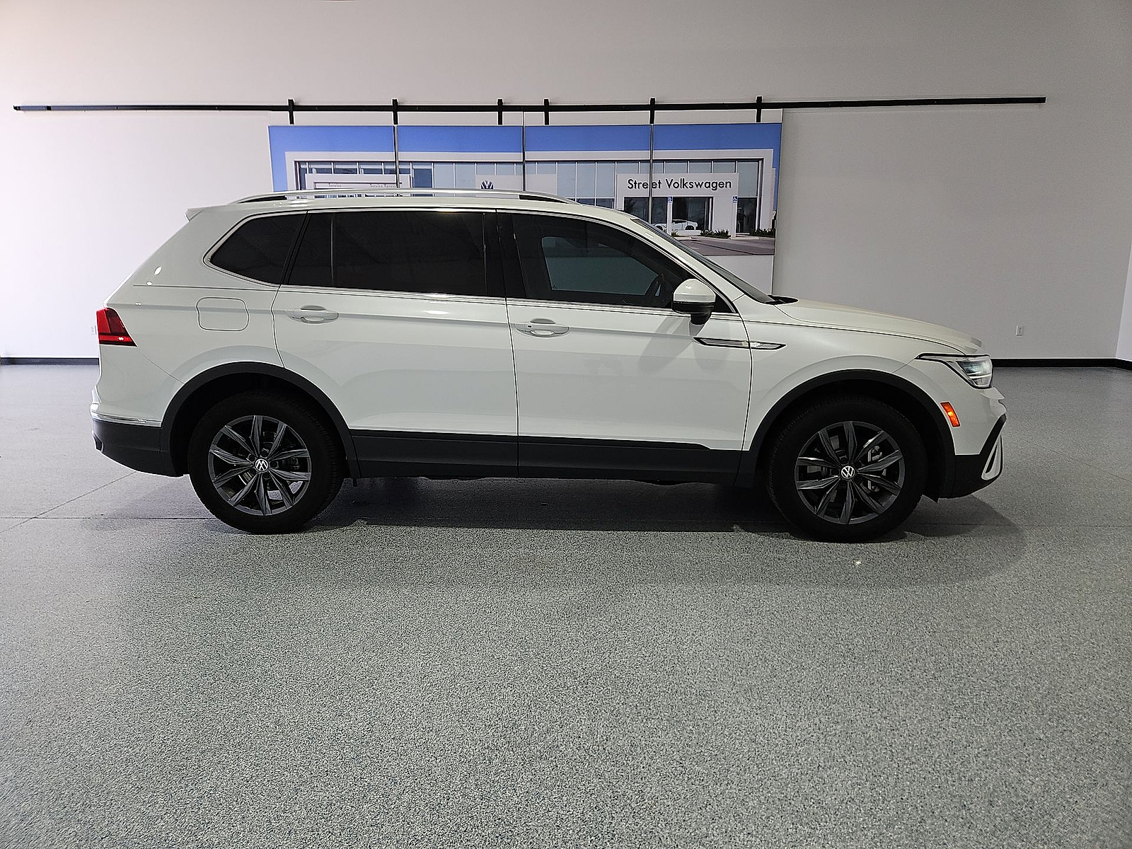 2023 Volkswagen Tiguan 2.0T SE Opal White at Street VW of Amarillo