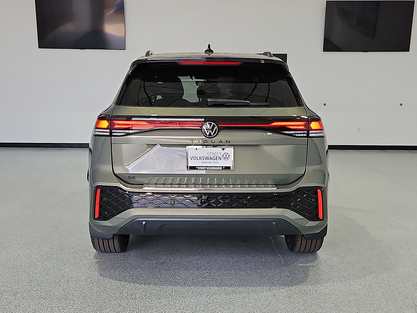 2026 Volkswagen Tiguan photo 7 of 22