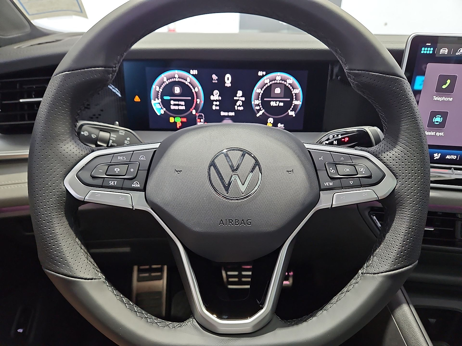 2026 Volkswagen Tiguan photo 21 of 22