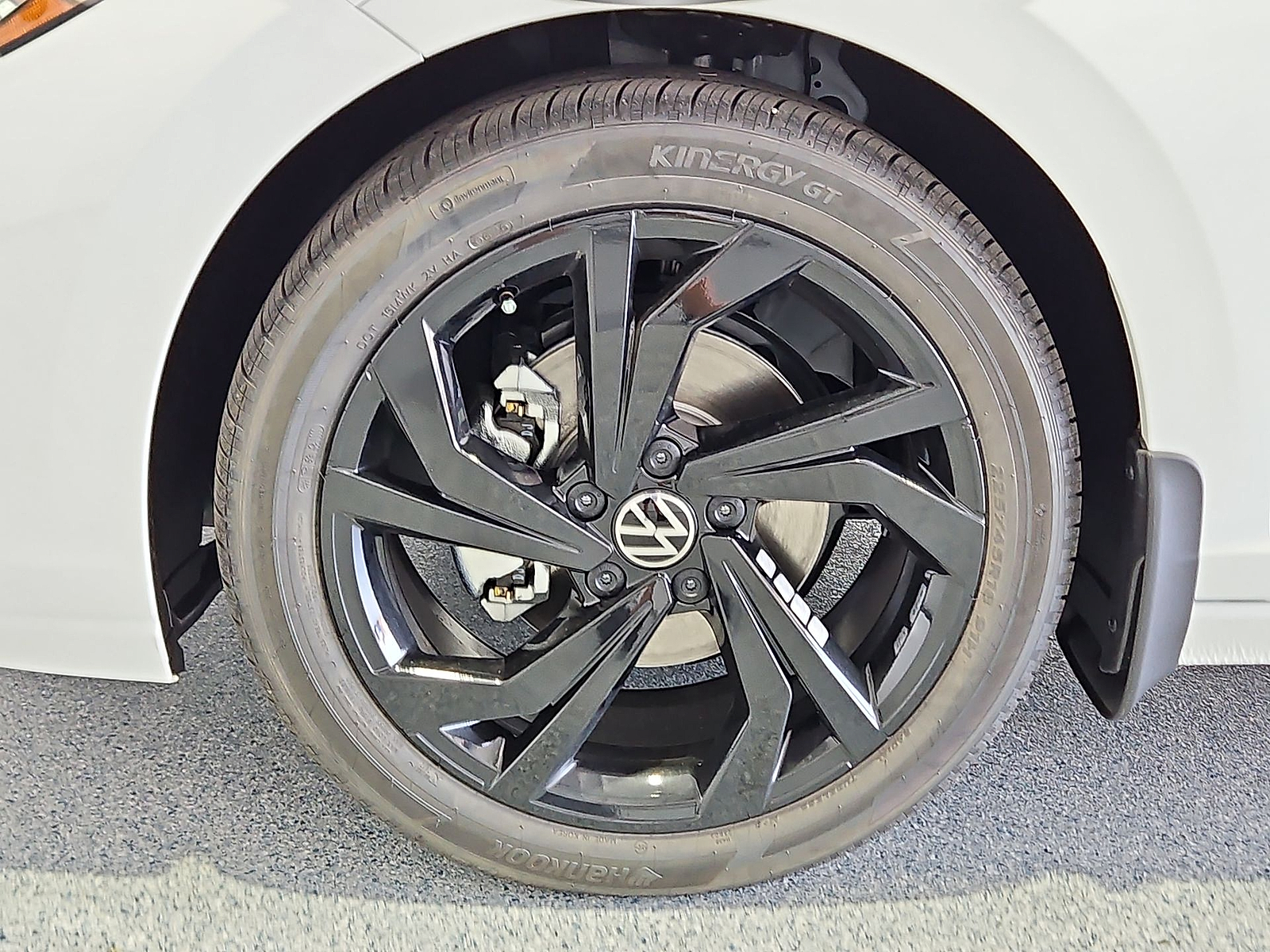 2026 Volkswagen Jetta SE Opal White Pearl at Bobby Duby Motors