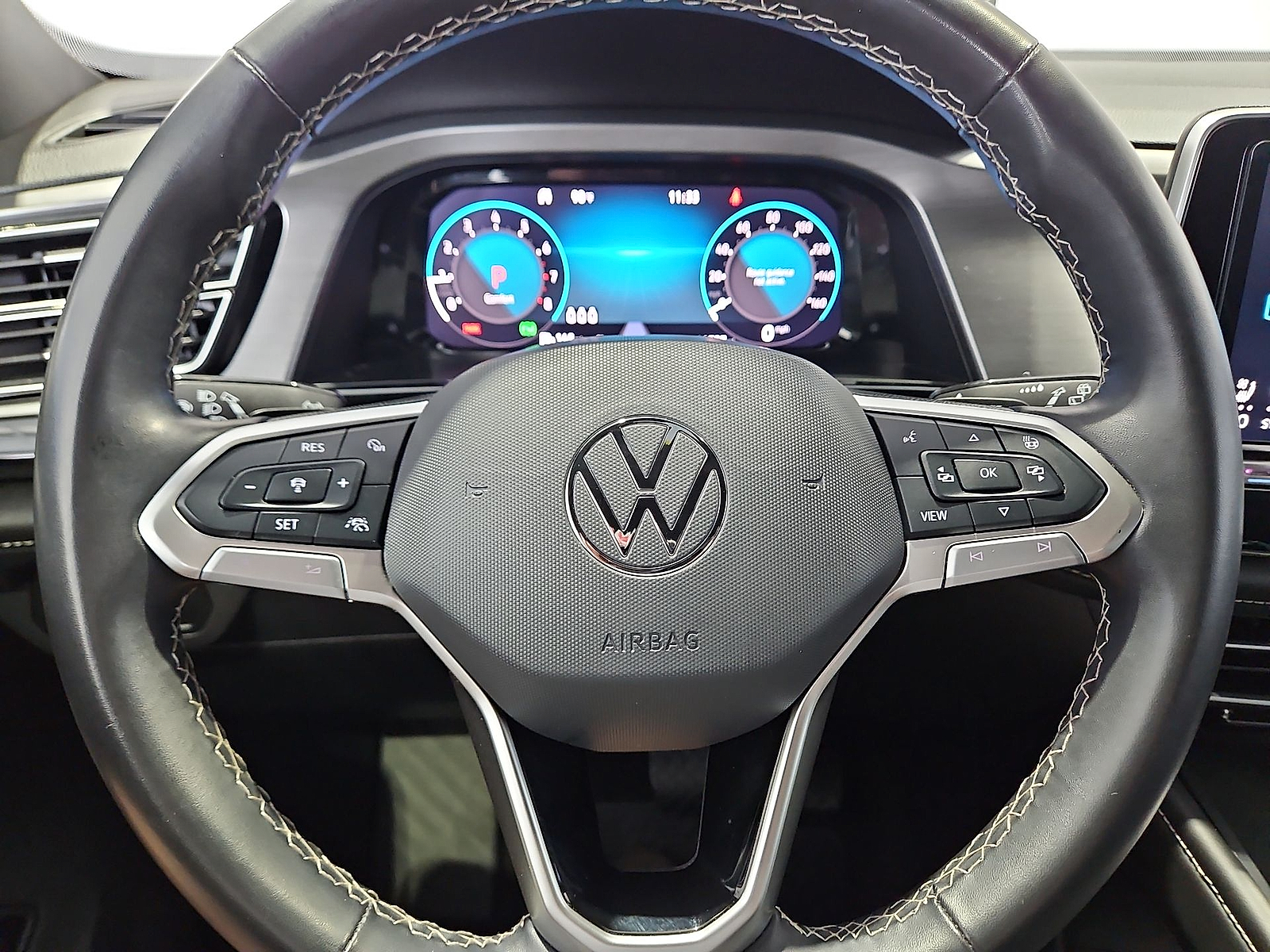 2024 Volkswagen Atlas Cross Sport 2.0T SE w/Technology Deep Black Pearl at Street VW of Amarillo