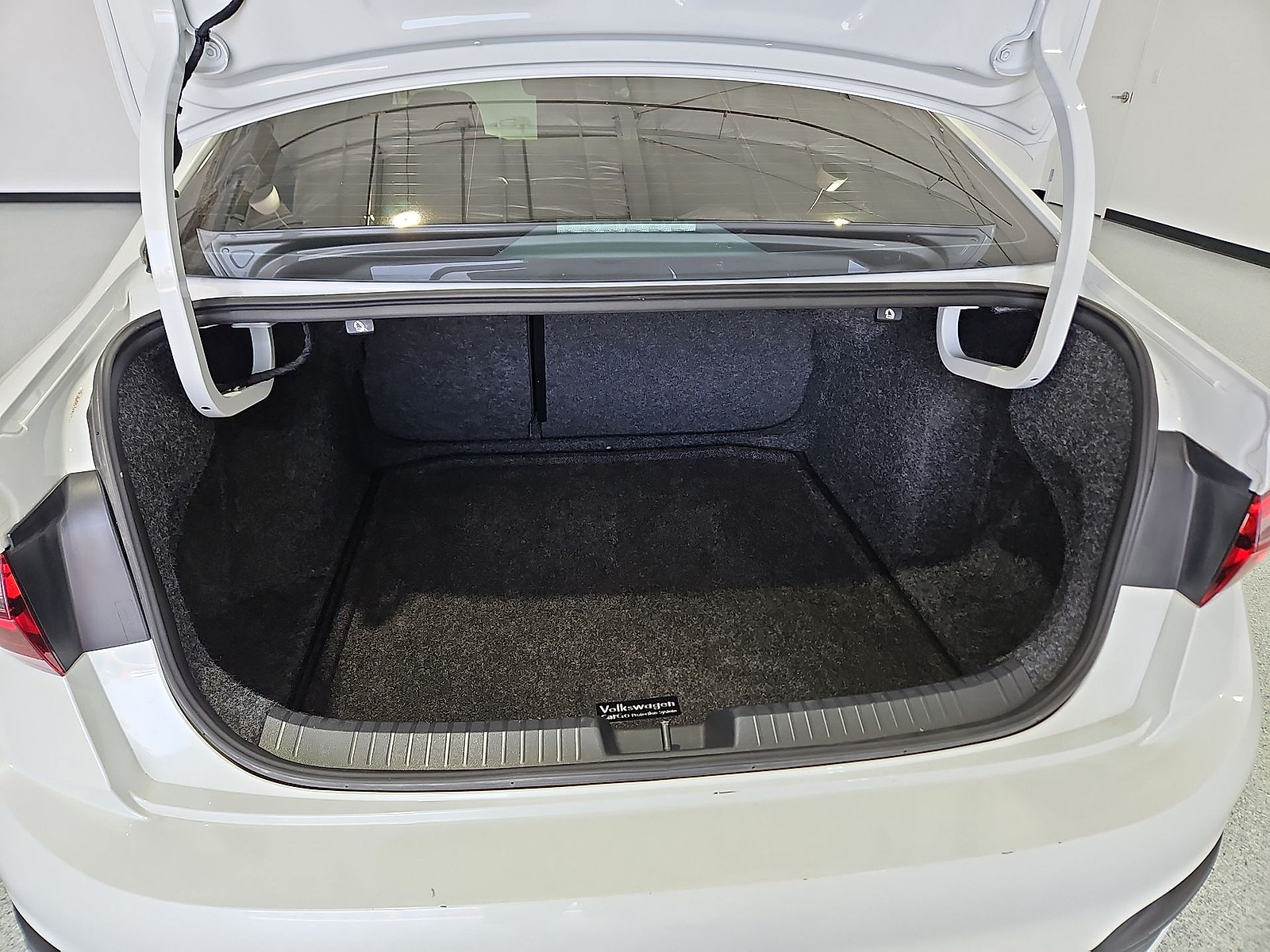 2023 Volkswagen Jetta 1.5T SE Opal White Pearl at Street VW of Amarillo