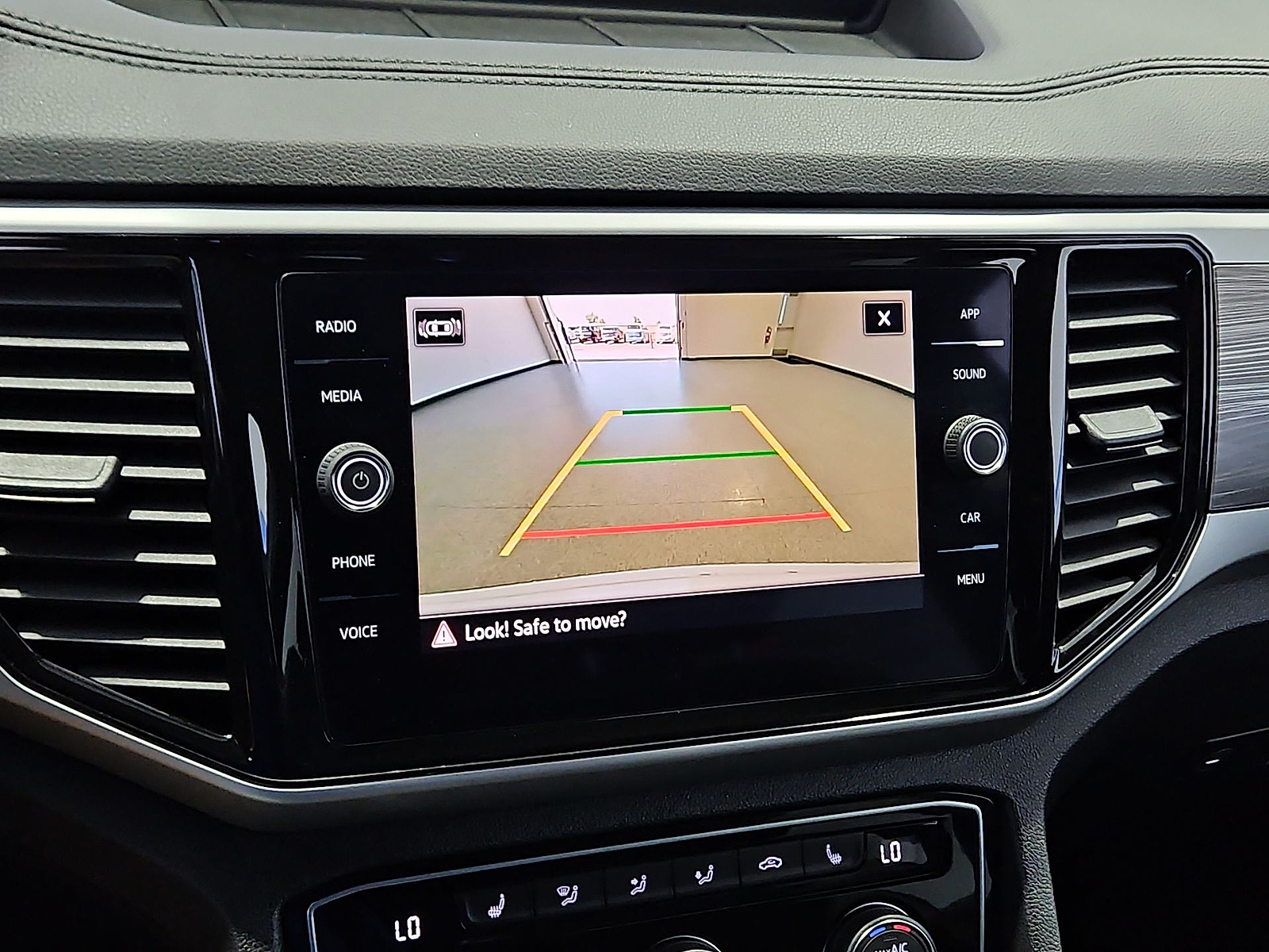 2023 Volkswagen Atlas Cross Sport 3.6L V6 SE w/Technology Pure White at Street VW of Amarillo