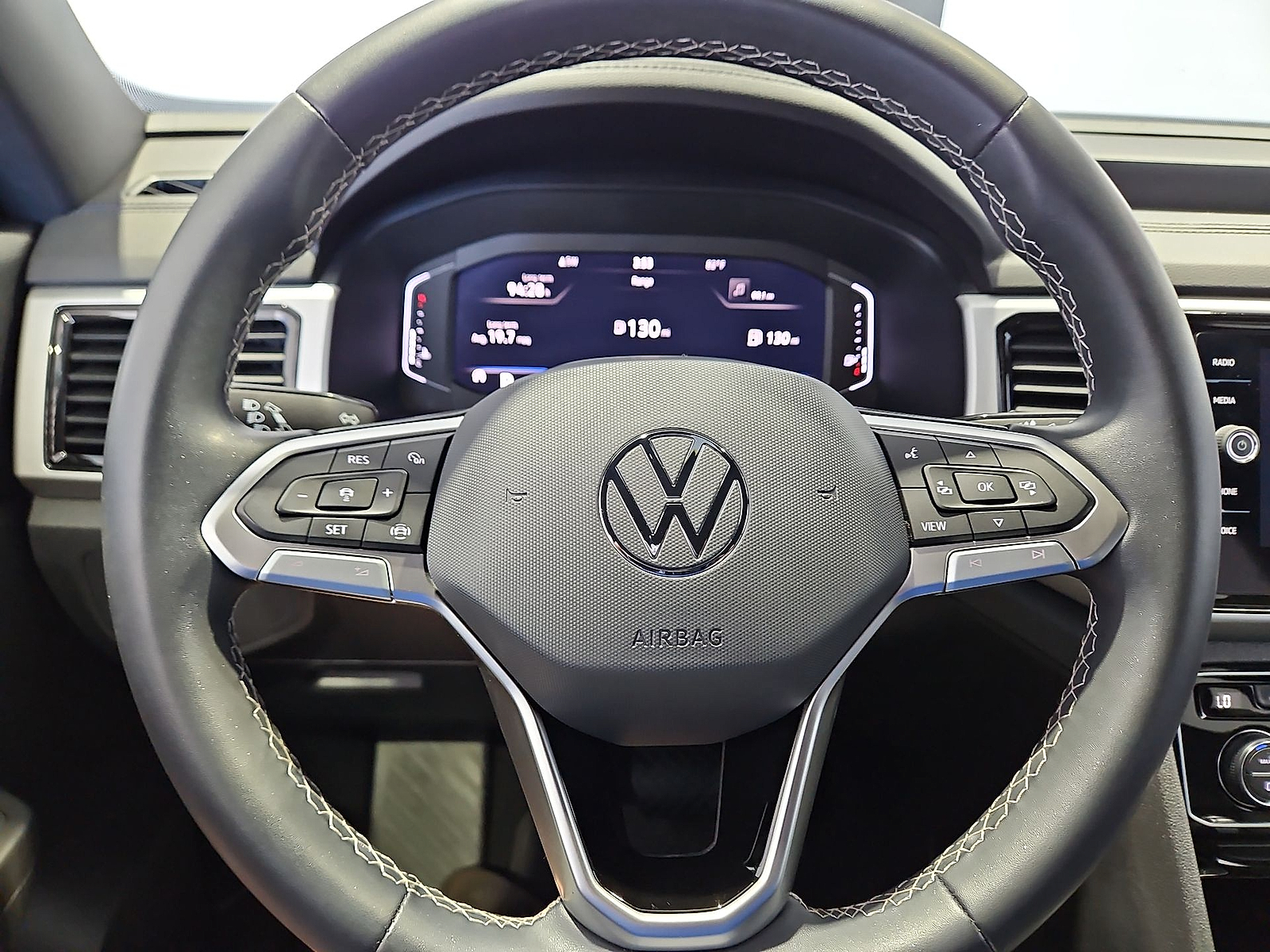 2023 Volkswagen Atlas Cross Sport 3.6L V6 SE w/Technology Pure White at Street VW of Amarillo