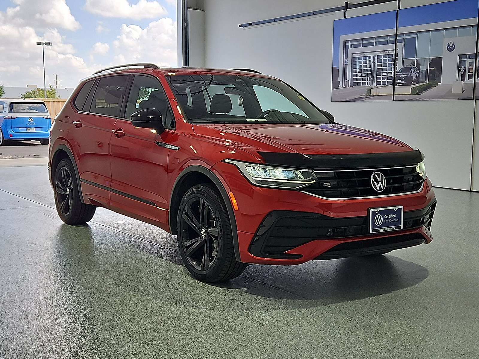 2024 Volkswagen Tiguan 2.0T SE R-Line Black Kings Red Metallic at Street VW of Amarillo