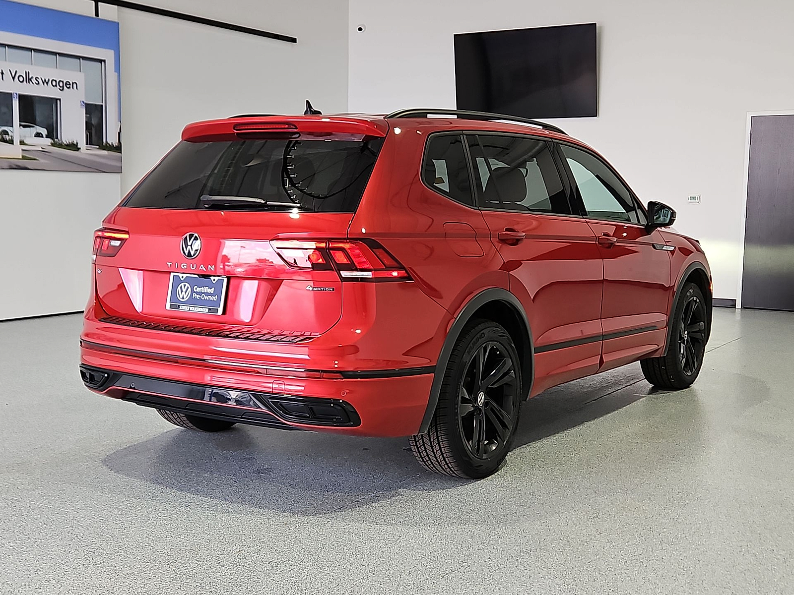 2024 Volkswagen Tiguan 2.0T SE R-Line Black Kings Red Metallic at Street VW of Amarillo