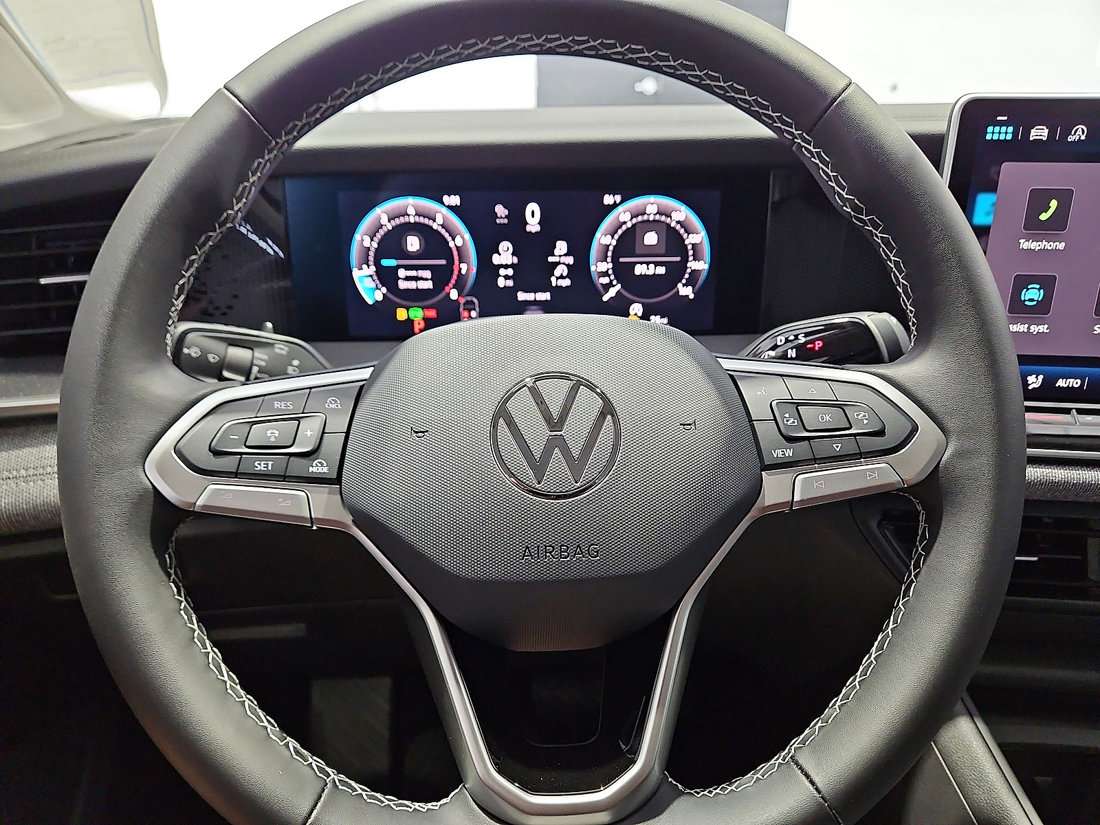 2026 Volkswagen Tiguan photo 21 of 22