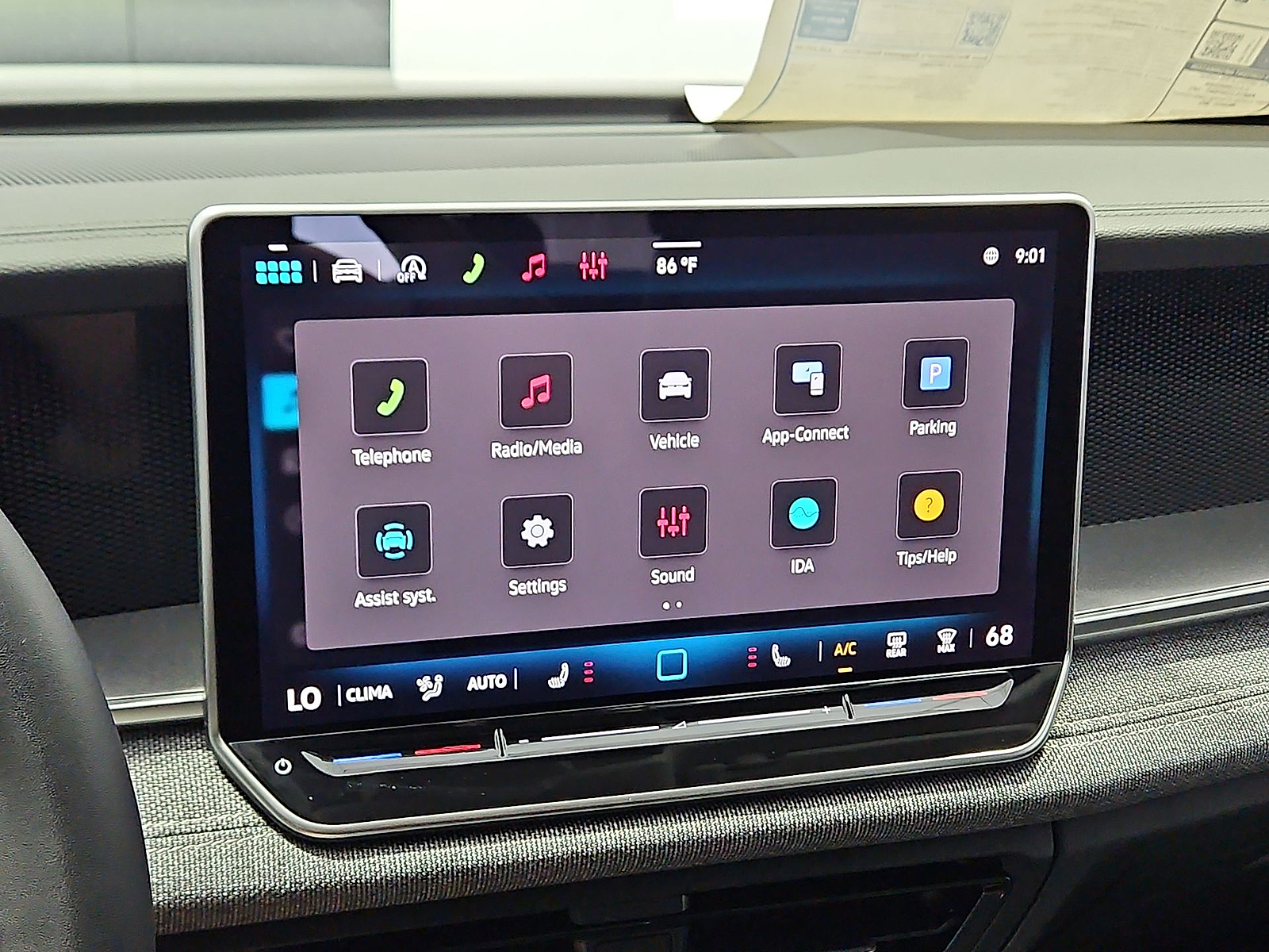 2026 Volkswagen Tiguan photo 19 of 22
