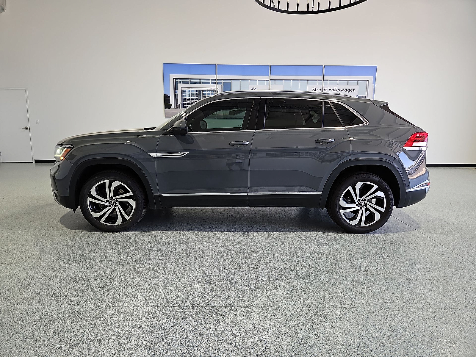 2021 Volkswagen Atlas Cross Sport 3.6L V6 SEL Premium Pure Gray at Bobby Duby Motors