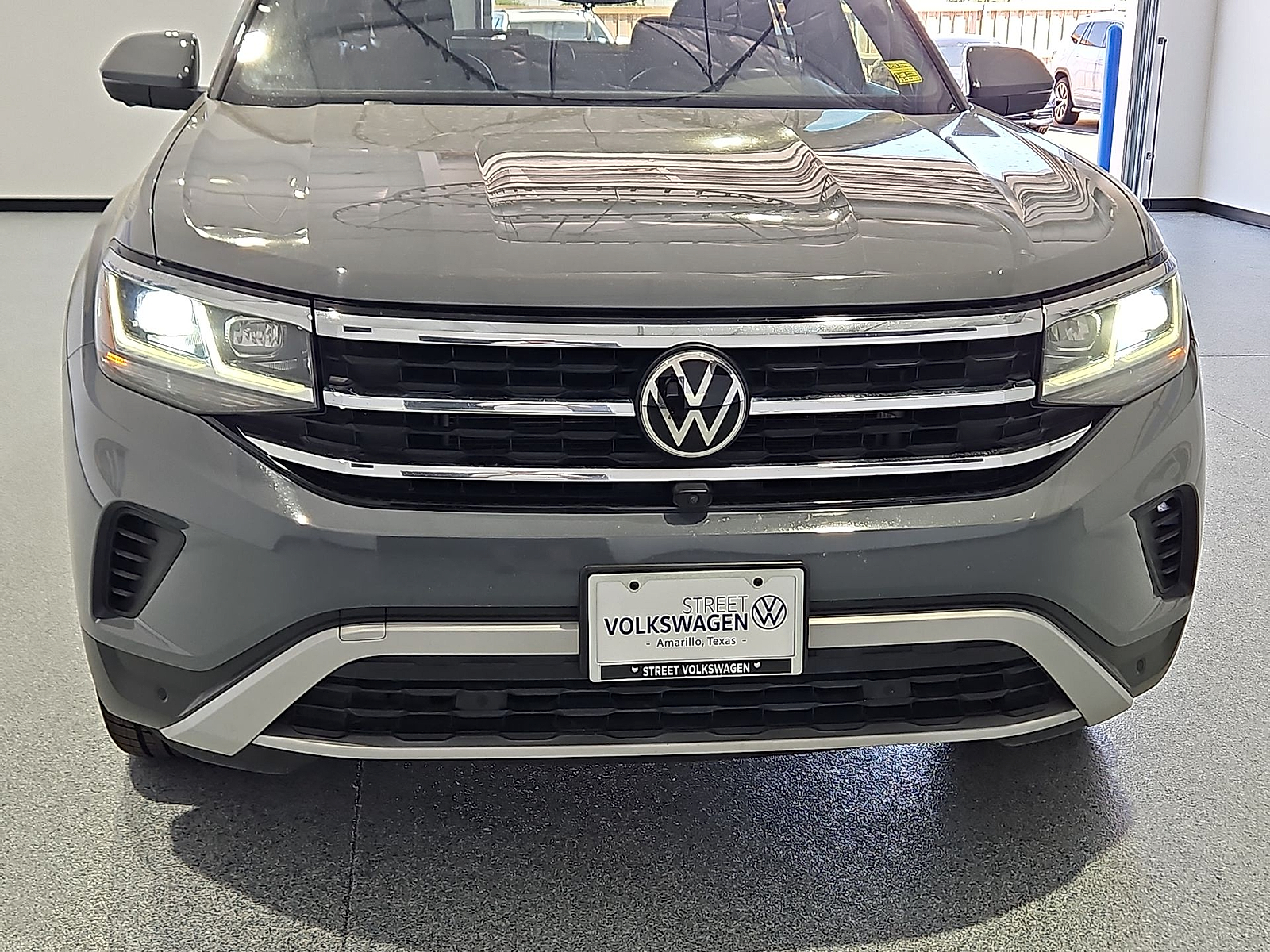 2021 Volkswagen Atlas Cross Sport 3.6L V6 SEL Premium Pure Gray at Bobby Duby Motors