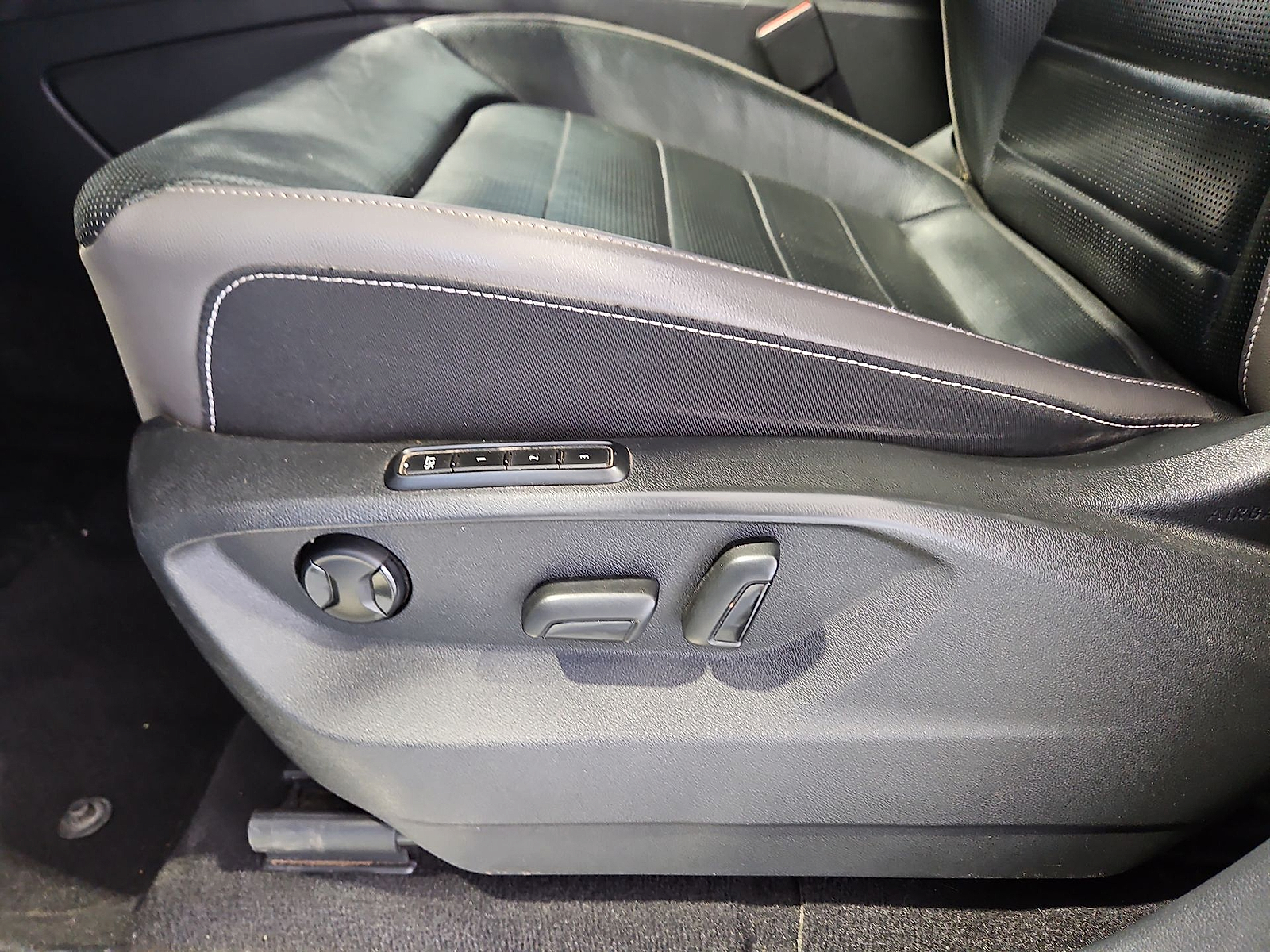 2021 Volkswagen Atlas Cross Sport 3.6L V6 SEL Premium Pure Gray at Bobby Duby Motors