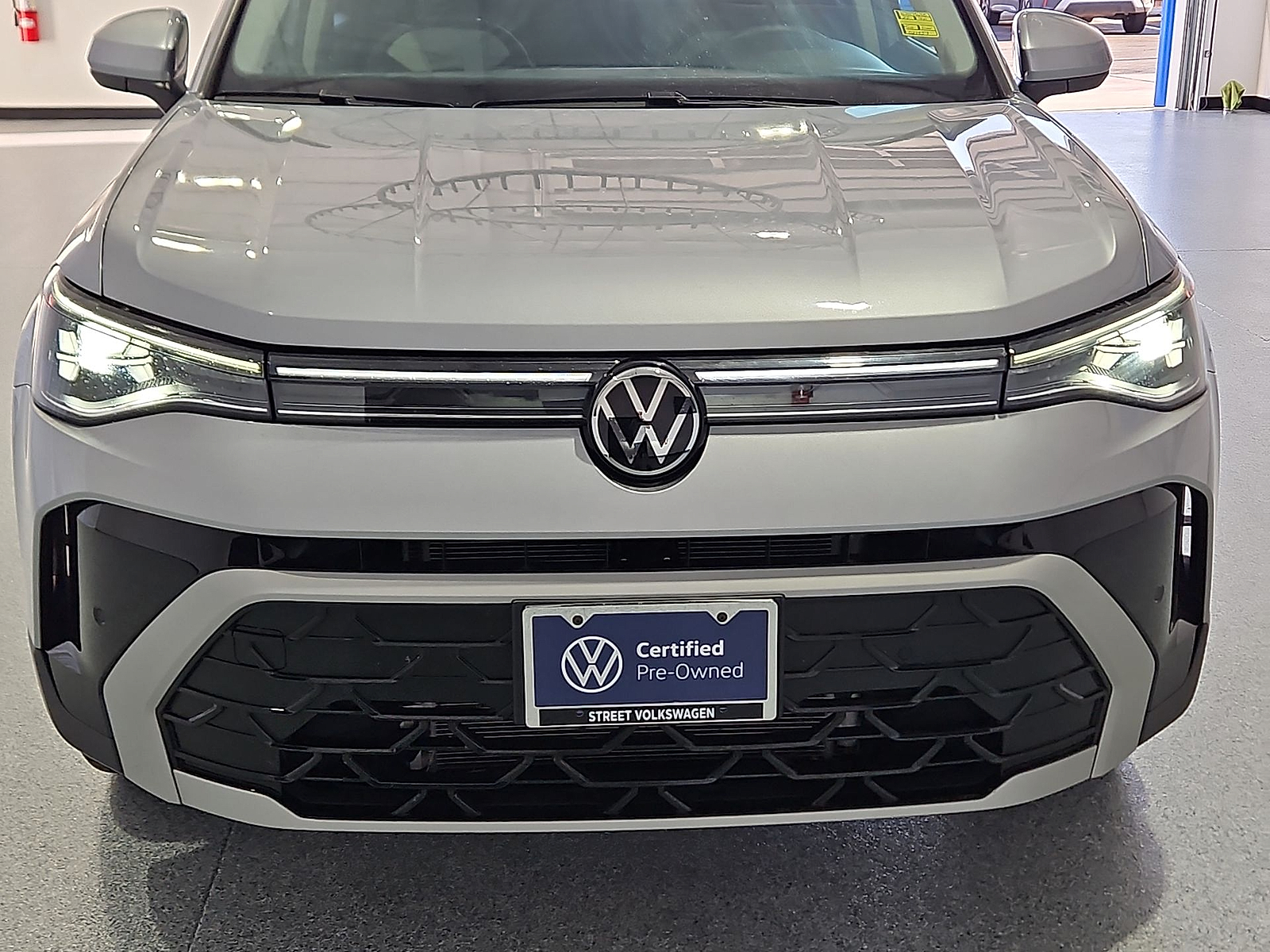 2025 Volkswagen Taos 1.5T SEL Silver Metallic at Street VW of Amarillo