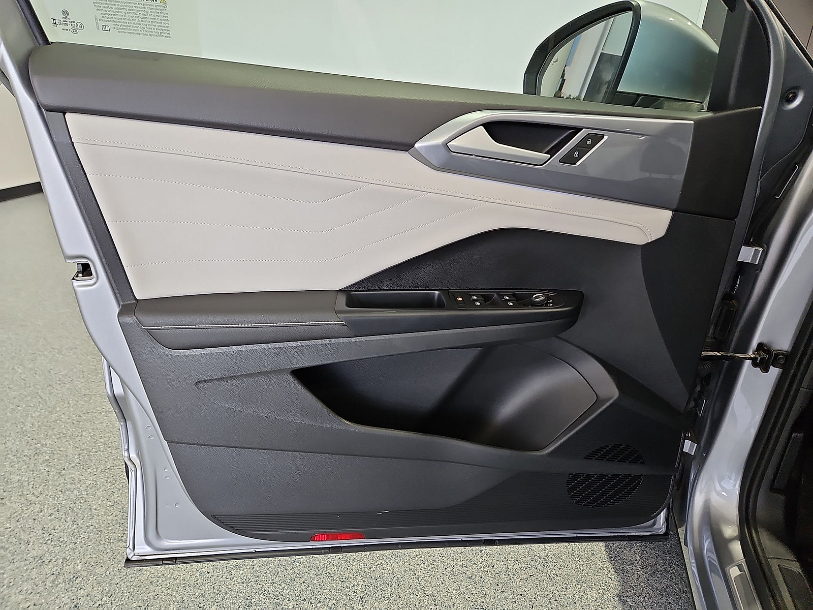 2025 Volkswagen Taos 1.5T SEL Silver Metallic at Street VW of Amarillo