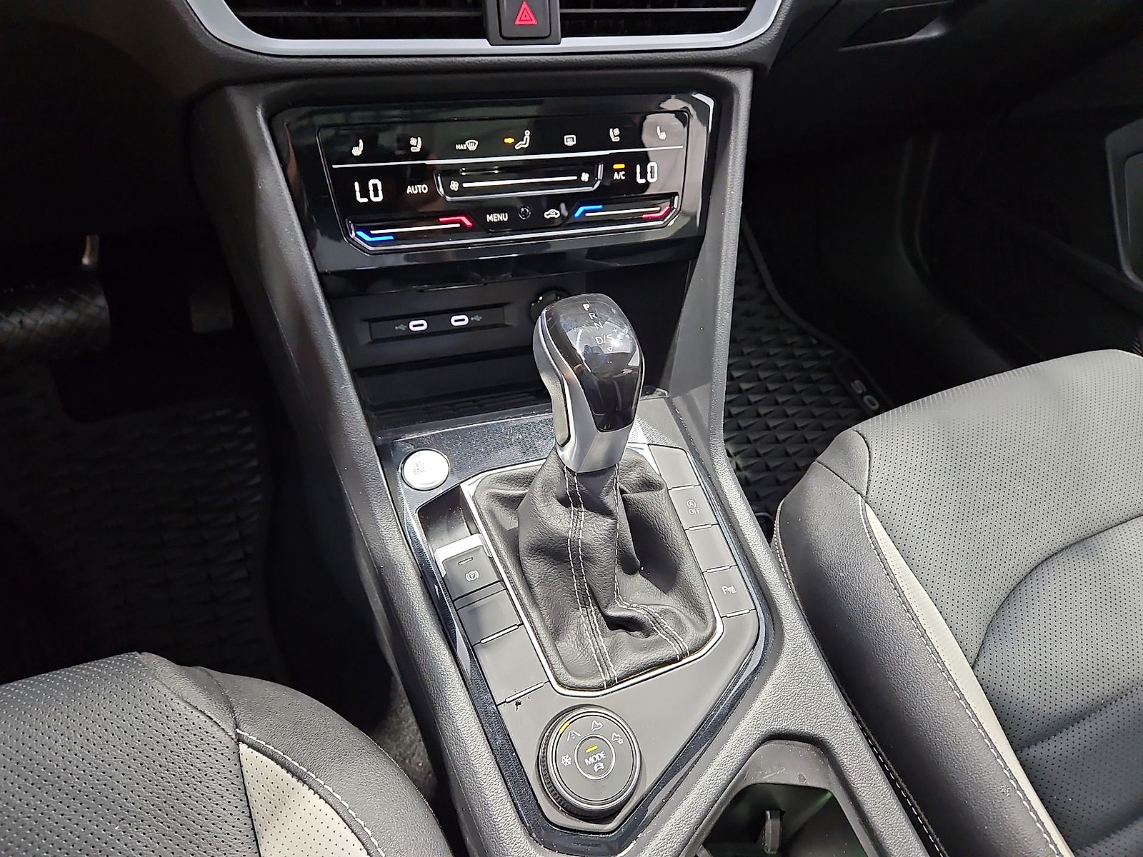 2025 Volkswagen Taos 1.5T SEL Silver Metallic at Street VW of Amarillo