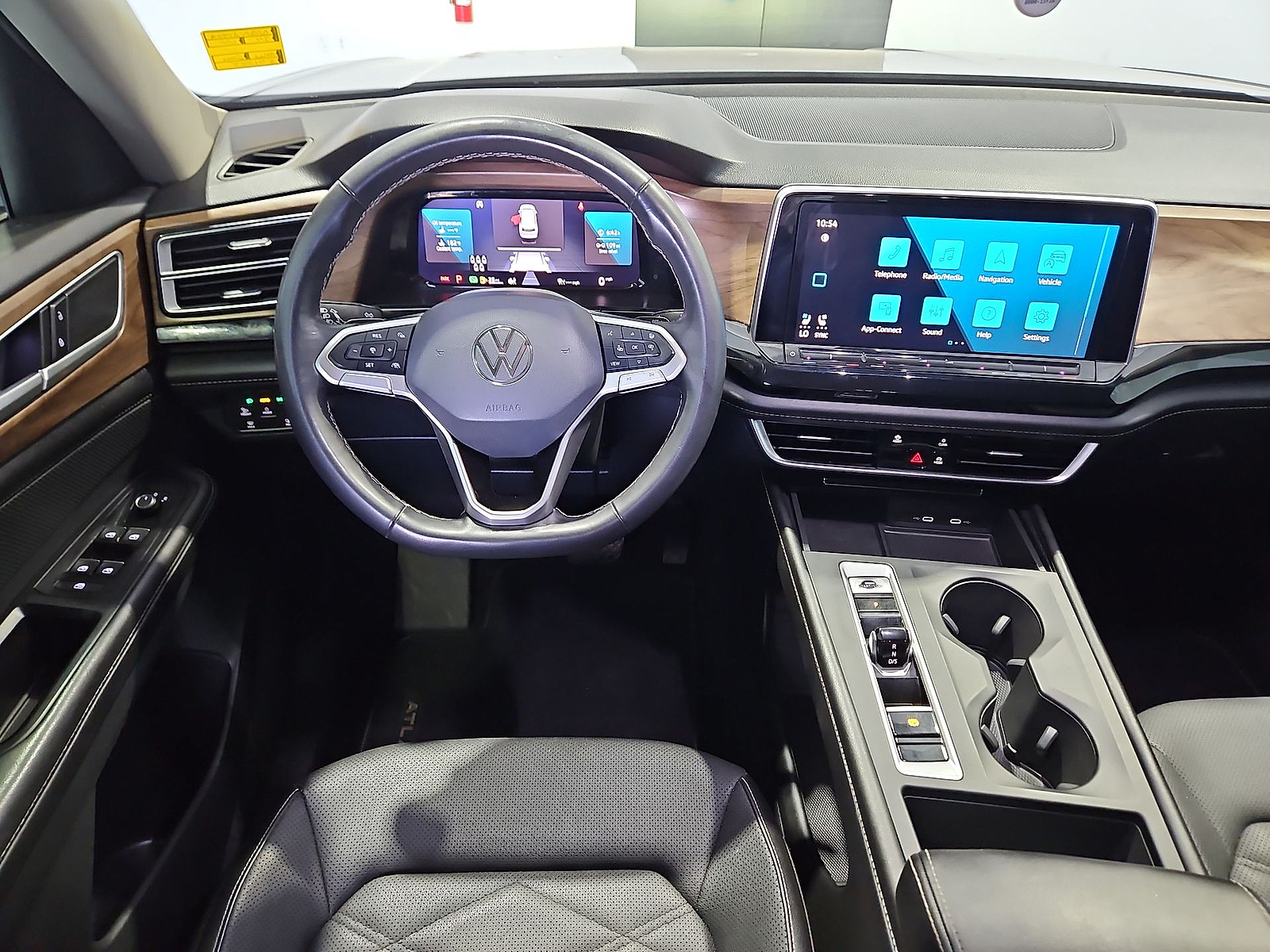 2024 Volkswagen Atlas 2.0T SE Platinum Gray Metallic at Bobby Duby Motors