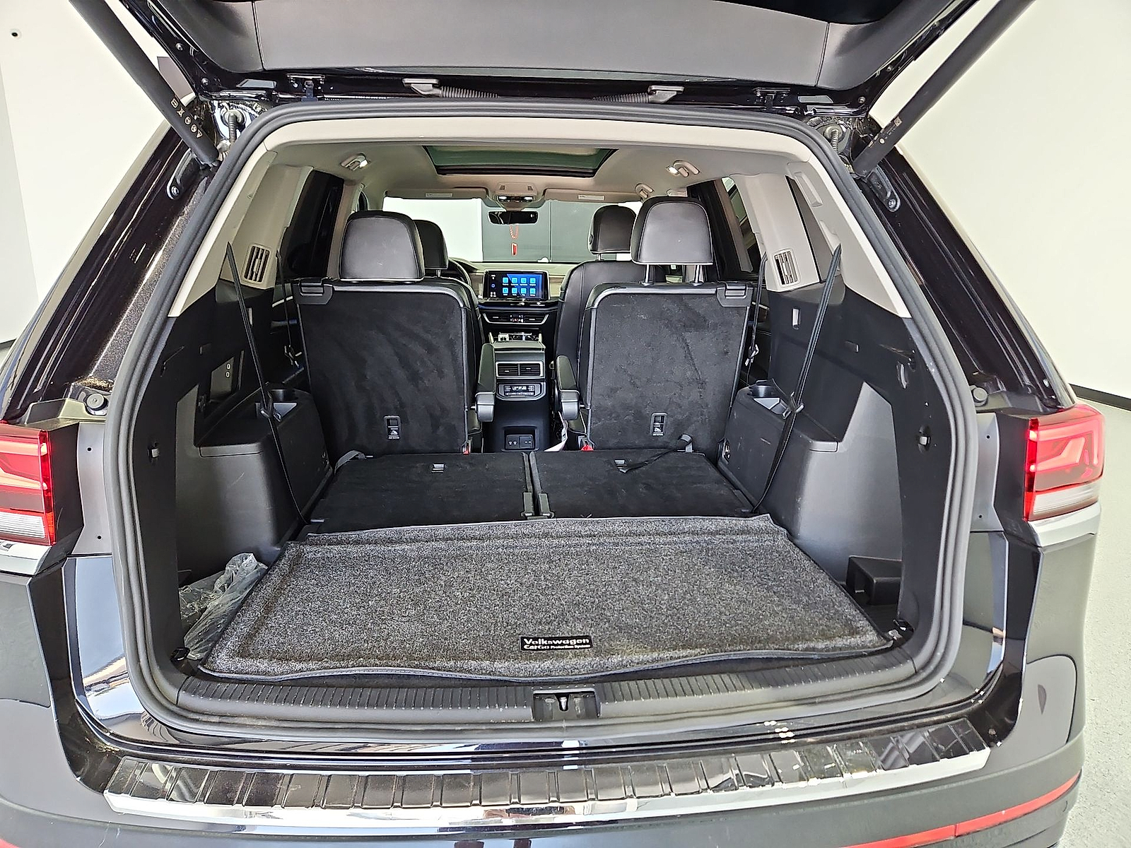 2024 Volkswagen Atlas 2.0T SEL Premium R-Line Deep Black at Bobby Duby Motors