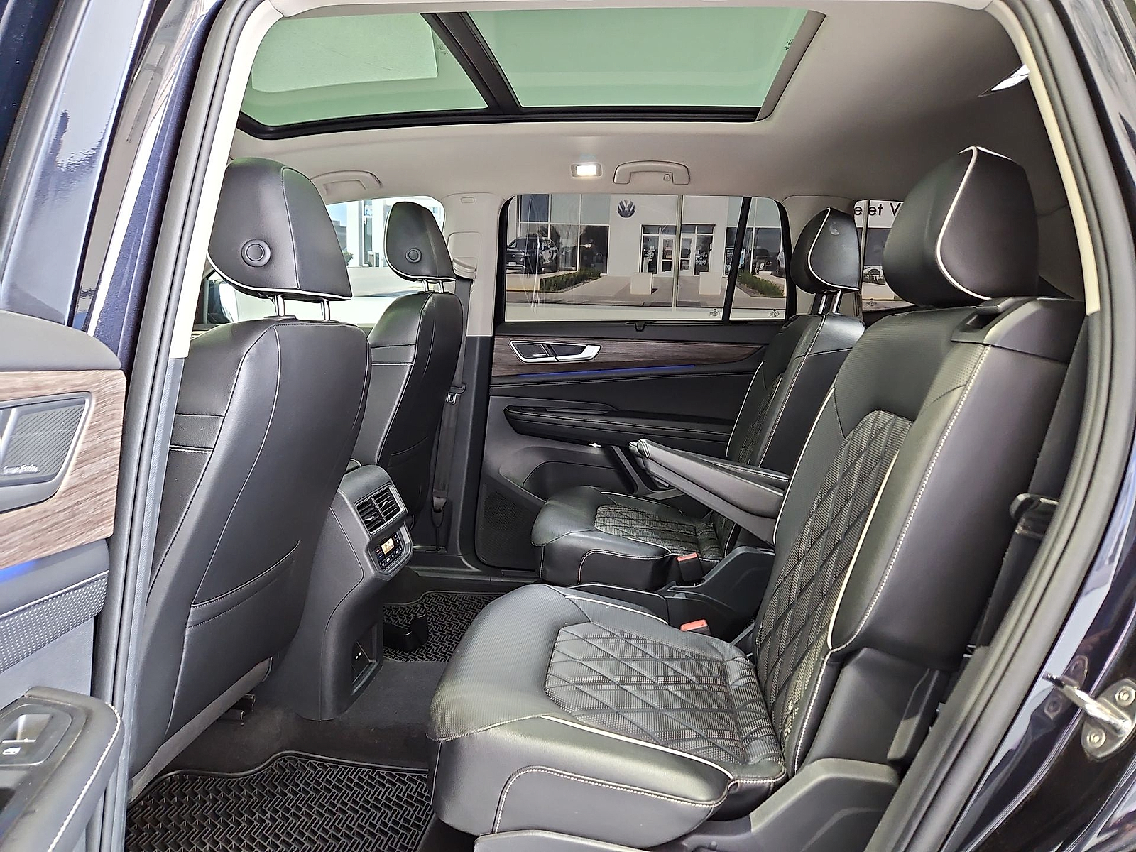 2024 Volkswagen Atlas 2.0T SEL Premium R-Line Deep Black at Bobby Duby Motors