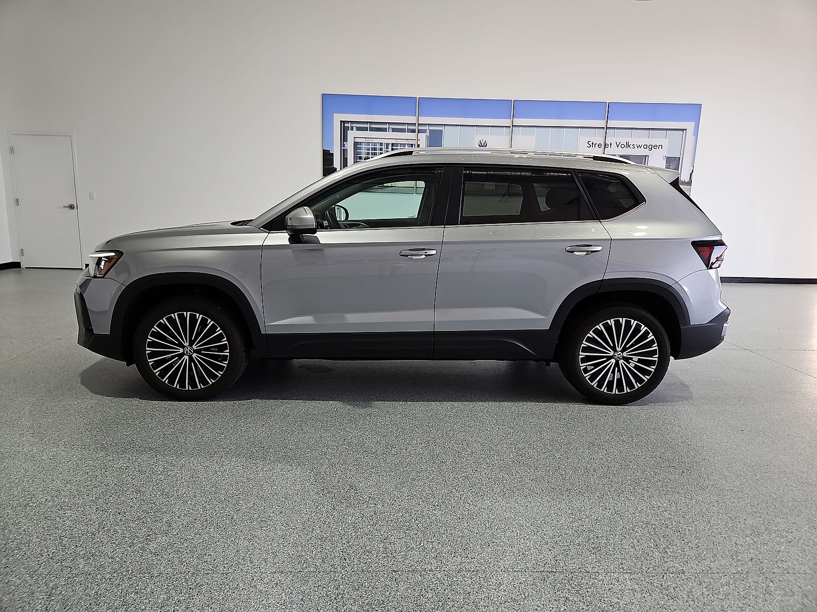 2025 Volkswagen Taos 1.5T SE Silver Metallic at Street VW of Amarillo