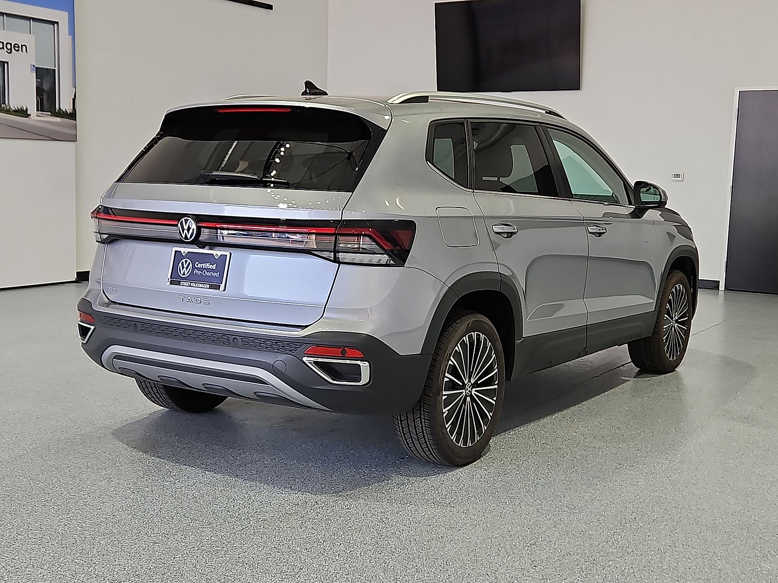 2025 Volkswagen Taos 1.5T SE Silver Metallic at Street VW of Amarillo