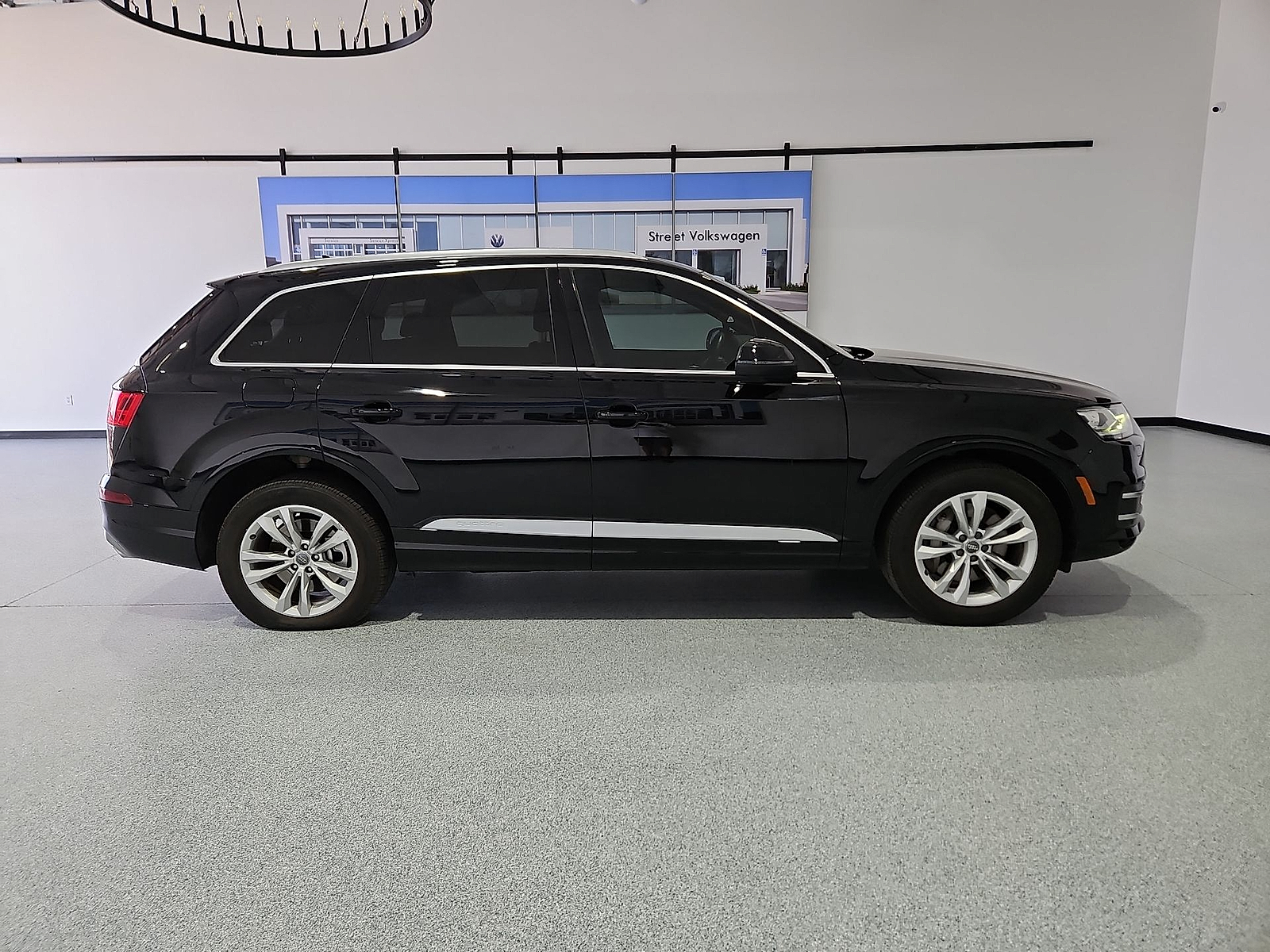 2019 Audi Q7 55 Premium - 8
