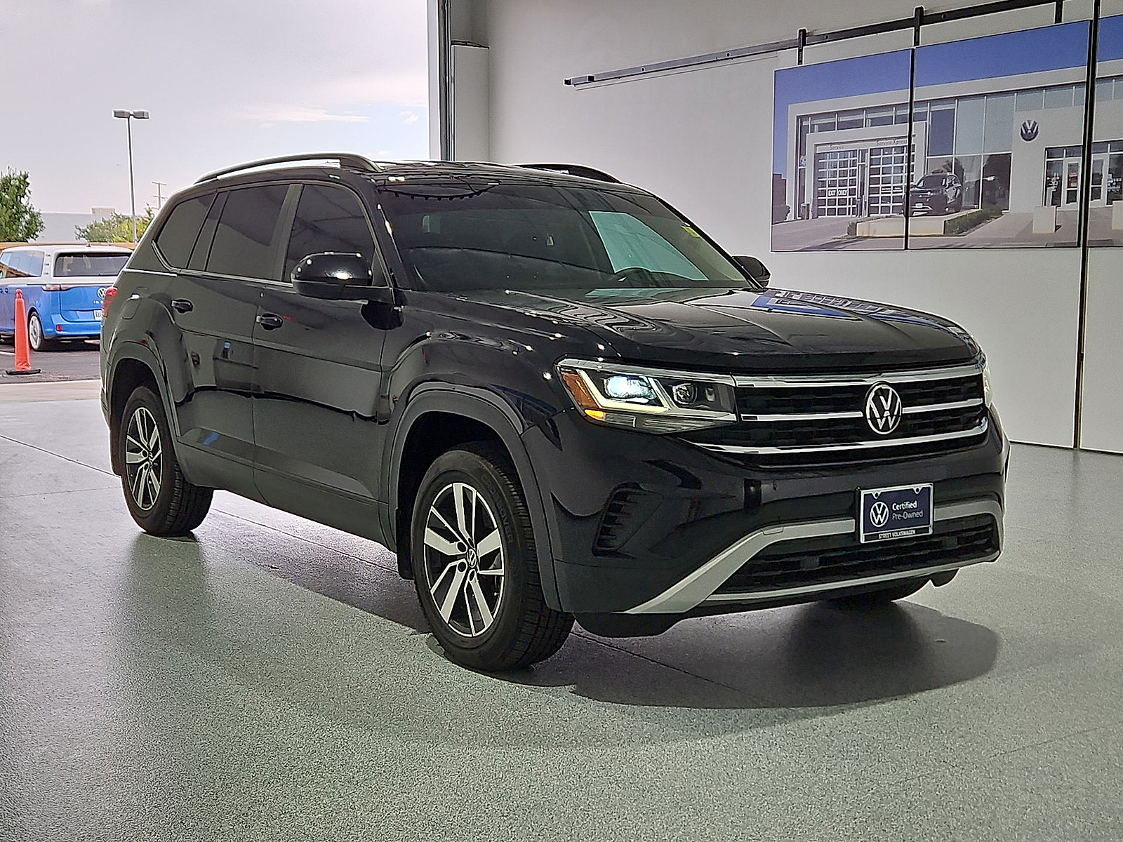 2023 Volkswagen Atlas 2.0T SE Deep Black at Street VW of Amarillo