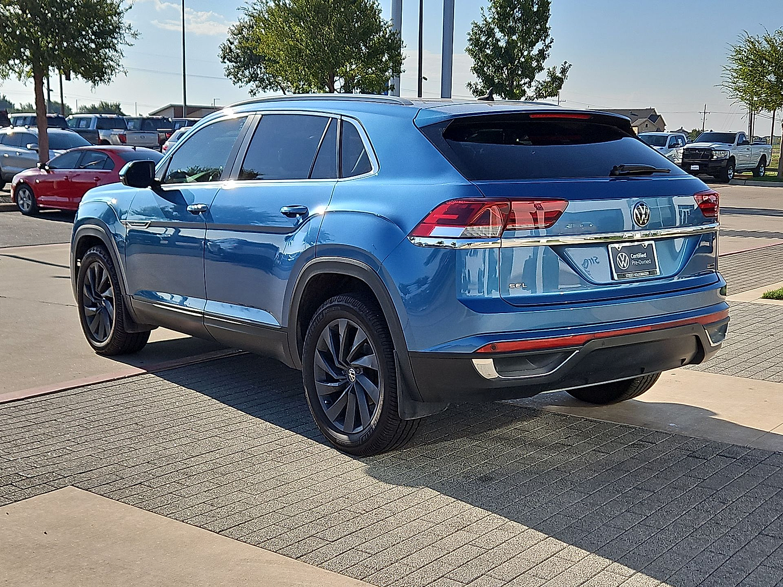 2020 Volkswagen Atlas Cross Sport 2.0T SEL Pacific Blue Metallic at Bobby Duby Motors