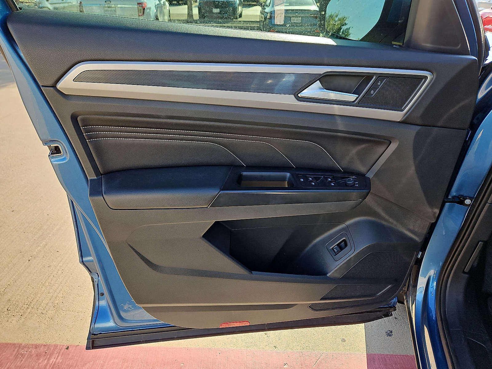 2020 Volkswagen Atlas Cross Sport 2.0T SEL Pacific Blue Metallic at Bobby Duby Motors