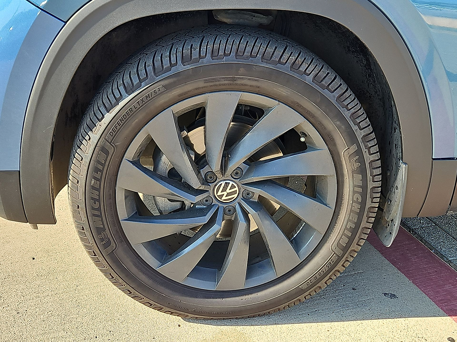 2020 Volkswagen Atlas Cross Sport 2.0T SEL Pacific Blue Metallic at Bobby Duby Motors