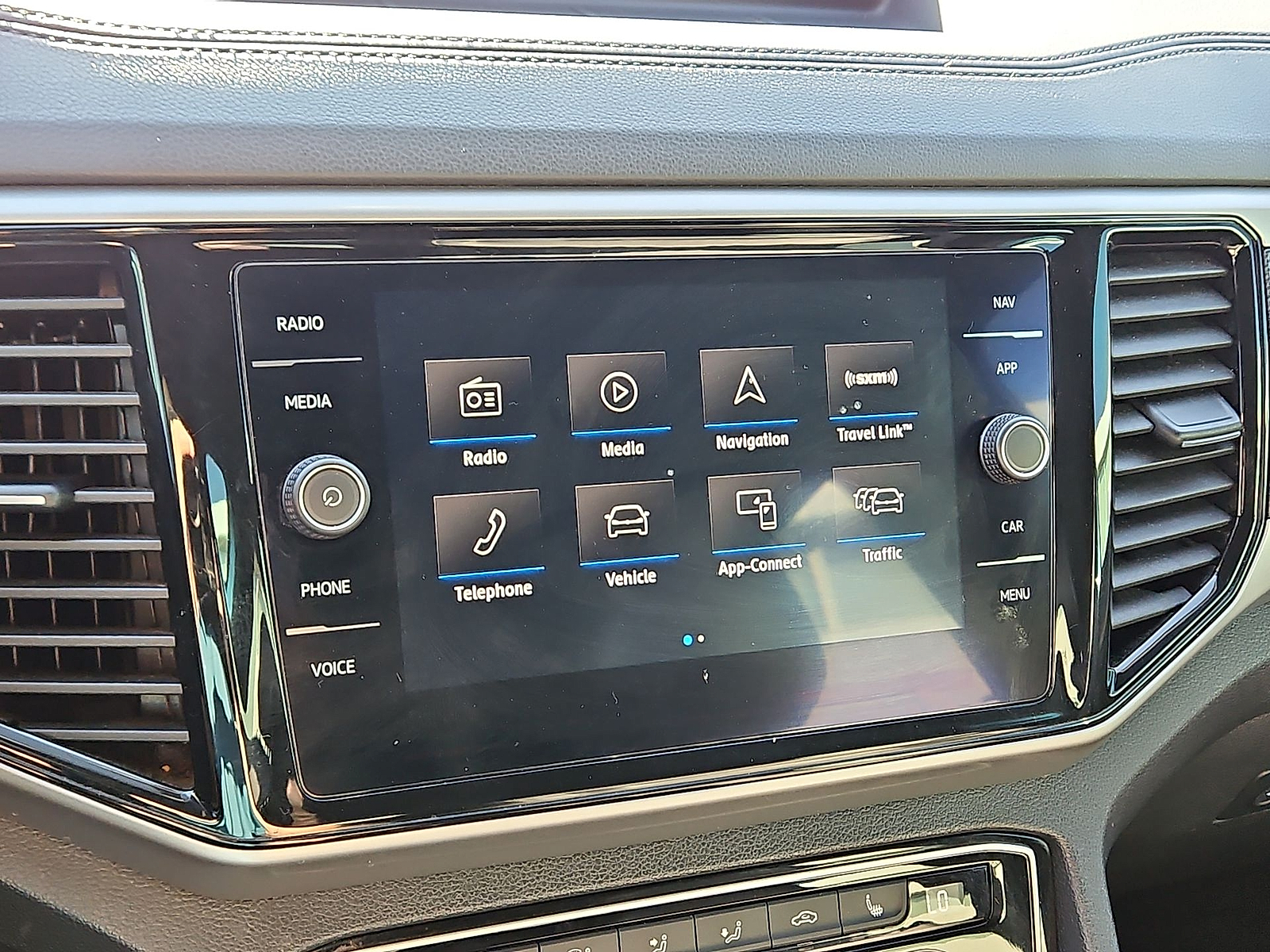2020 Volkswagen Atlas Cross Sport 2.0T SEL Pacific Blue Metallic at Bobby Duby Motors