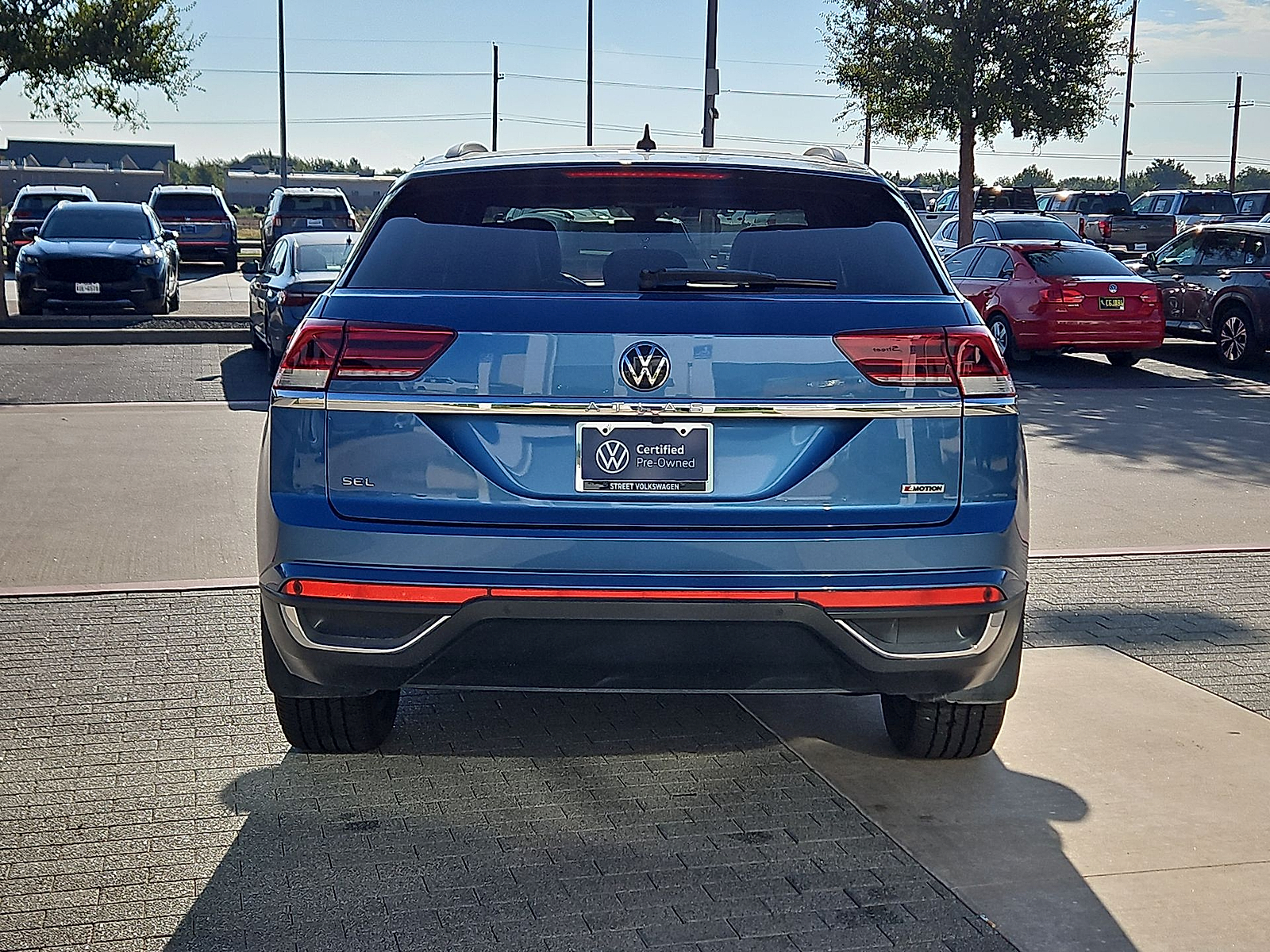2020 Volkswagen Atlas Cross Sport 2.0T SEL Pacific Blue Metallic at Bobby Duby Motors
