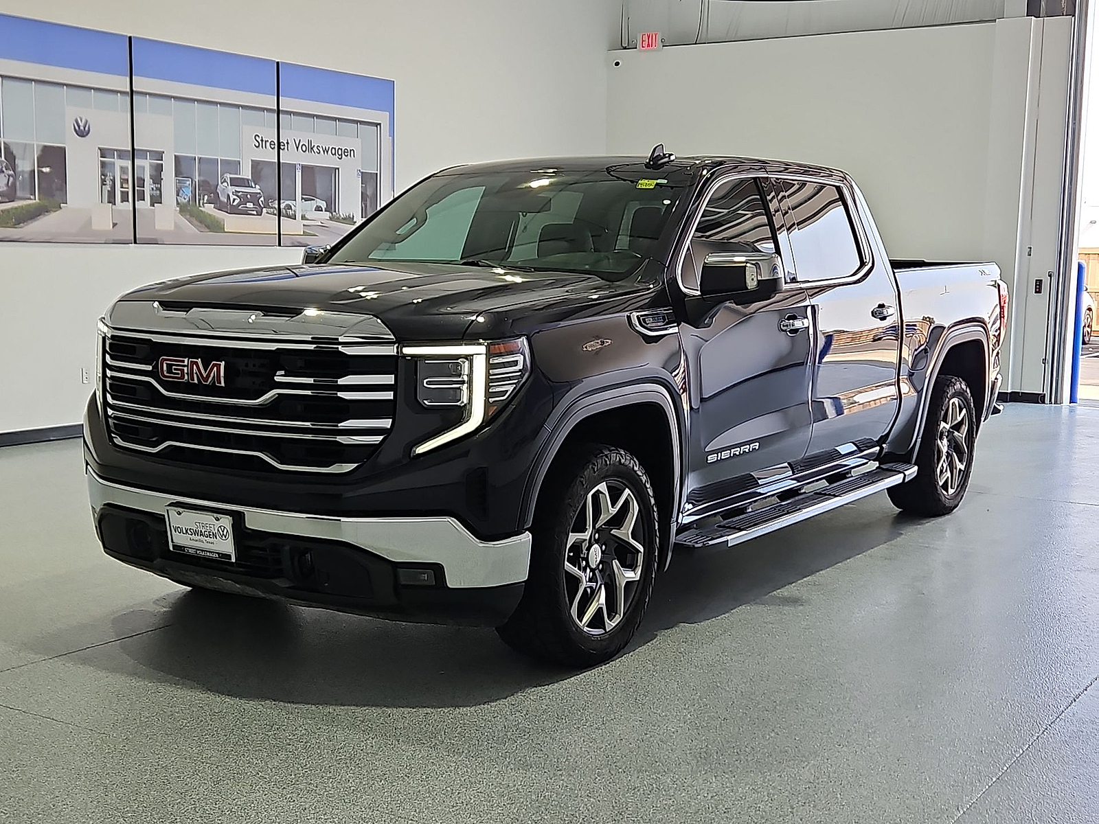 2023 GMC Sierra 1500 4WD Crew Cab Short Box SLT Titanium at Street VW of Amarillo