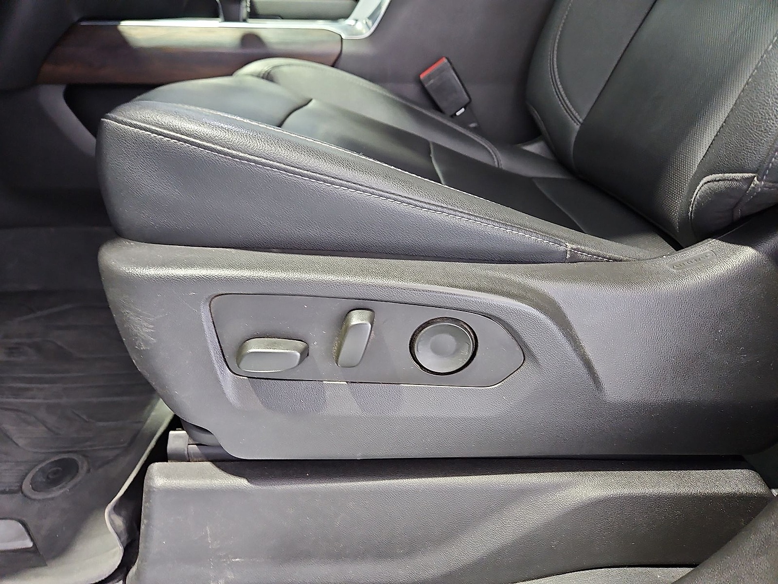 2023 GMC Sierra 1500 4WD Crew Cab Short Box SLT Titanium at Street VW of Amarillo