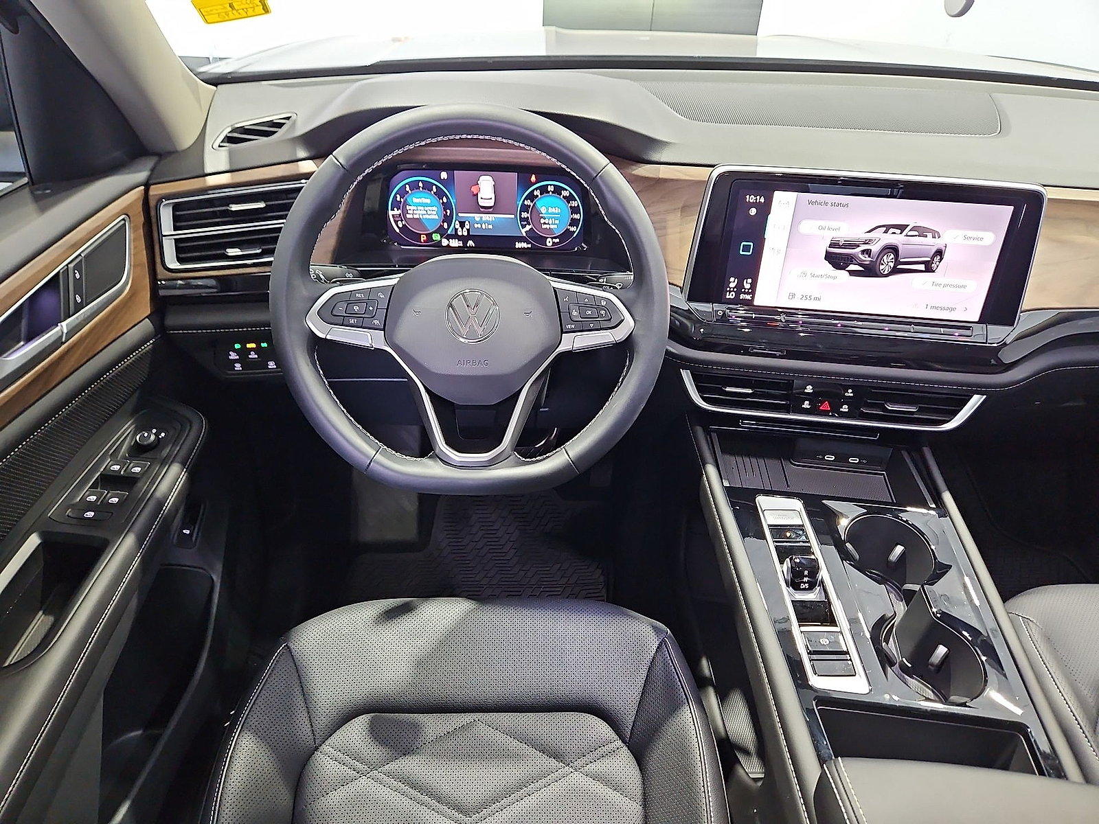 2026 Volkswagen Atlas photo 14 of 22